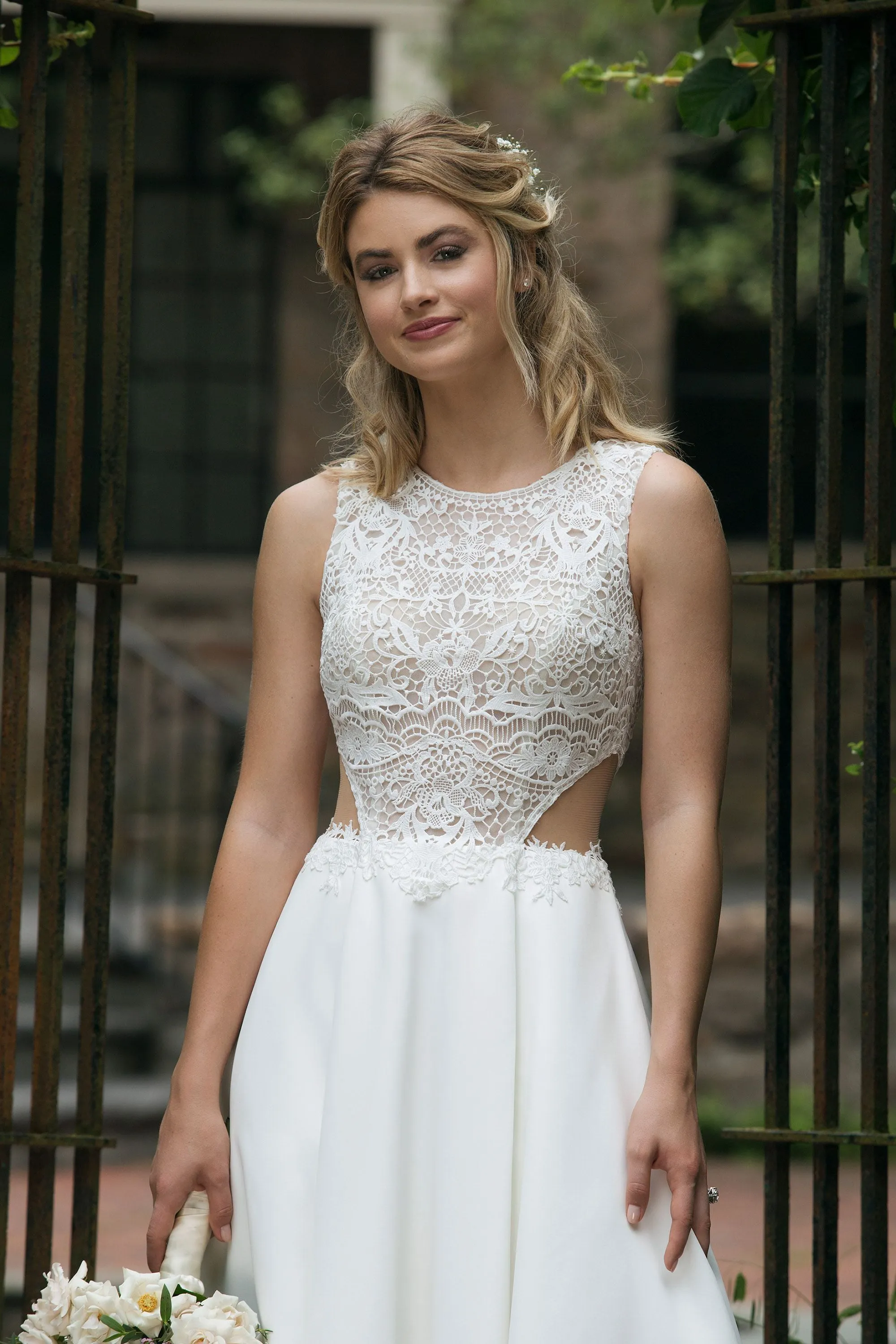 Clearance Price Justin Alexander Sincerity - 44044 Sample Gown  Dont Miss Out!