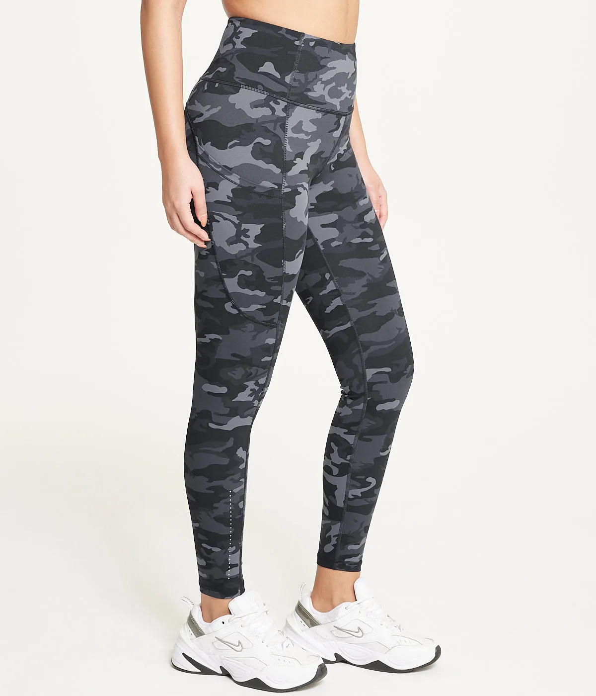 Flash Sale Side Pocket Legging  Going Fast!