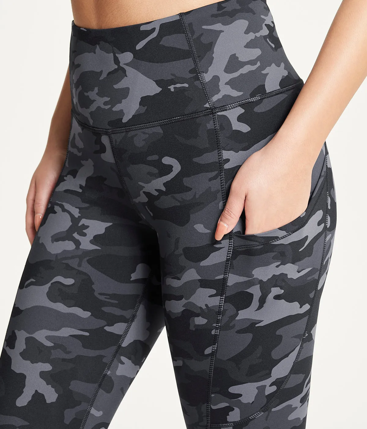 Flash Sale Side Pocket Legging  Going Fast!