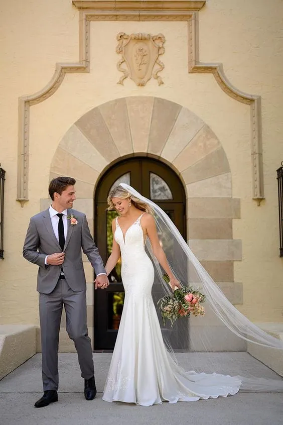 Insta-Worthy Stella York 7078 Sample Gown  Stylish & Comfortable
