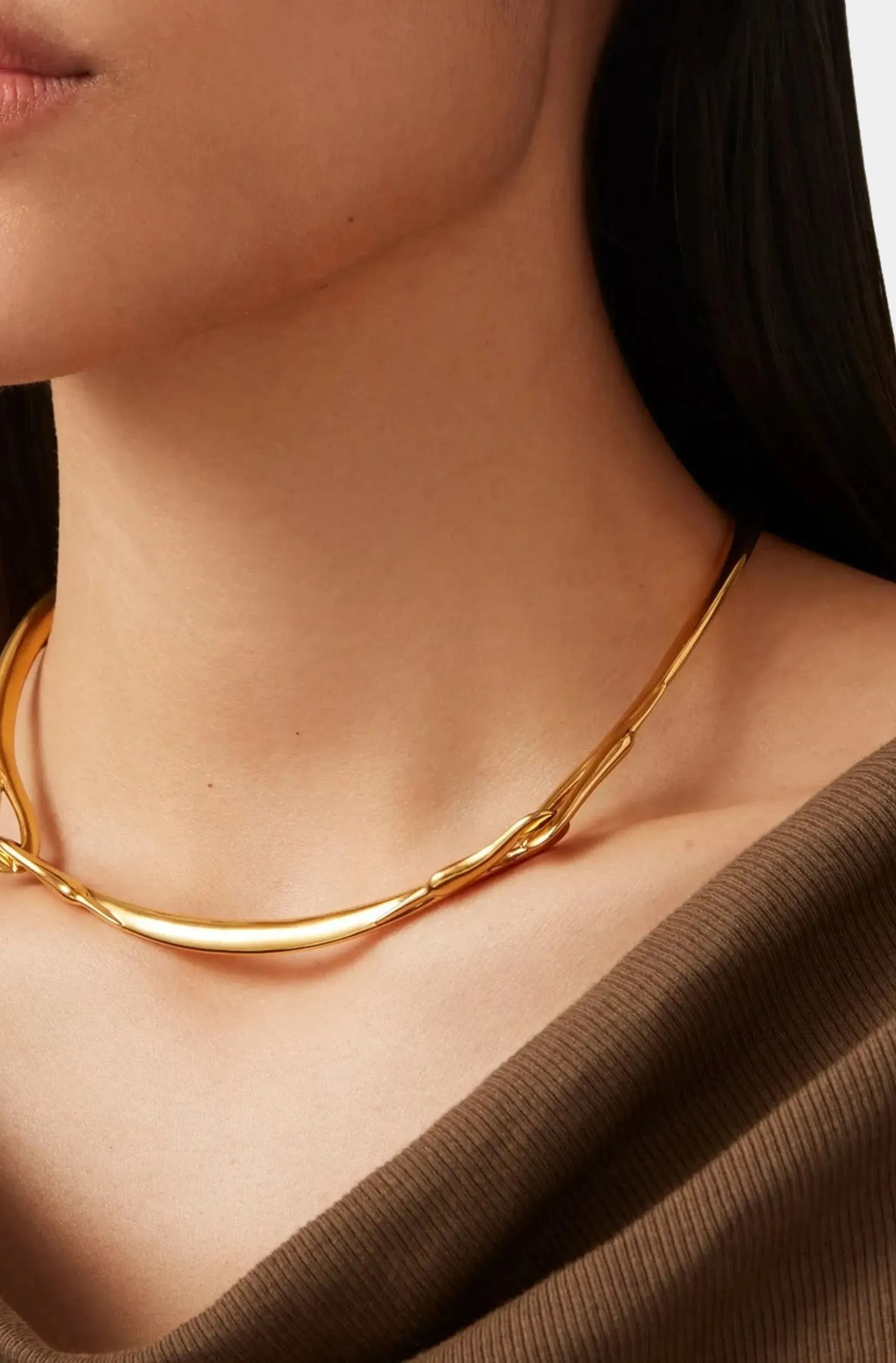 Lisieux Collar
