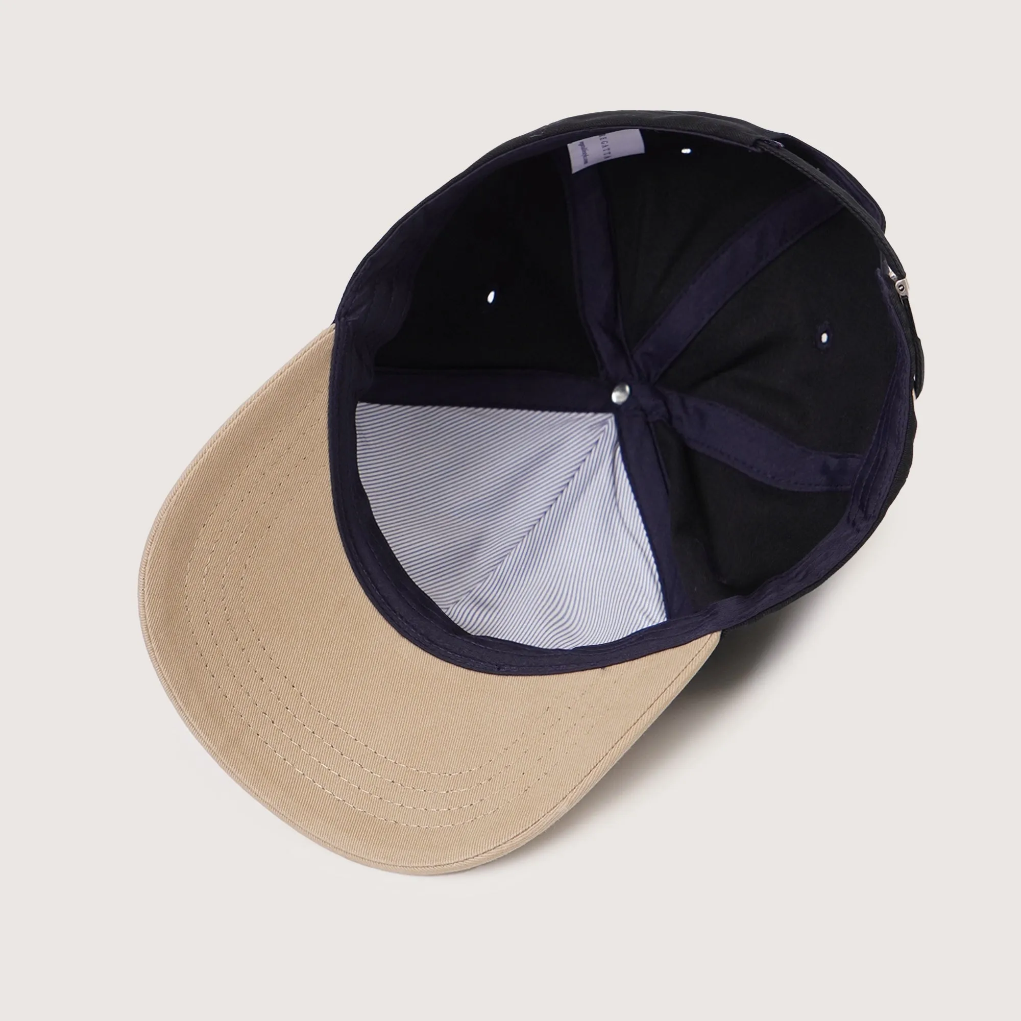 Regatta- Baseball Cap With Contrast Brim