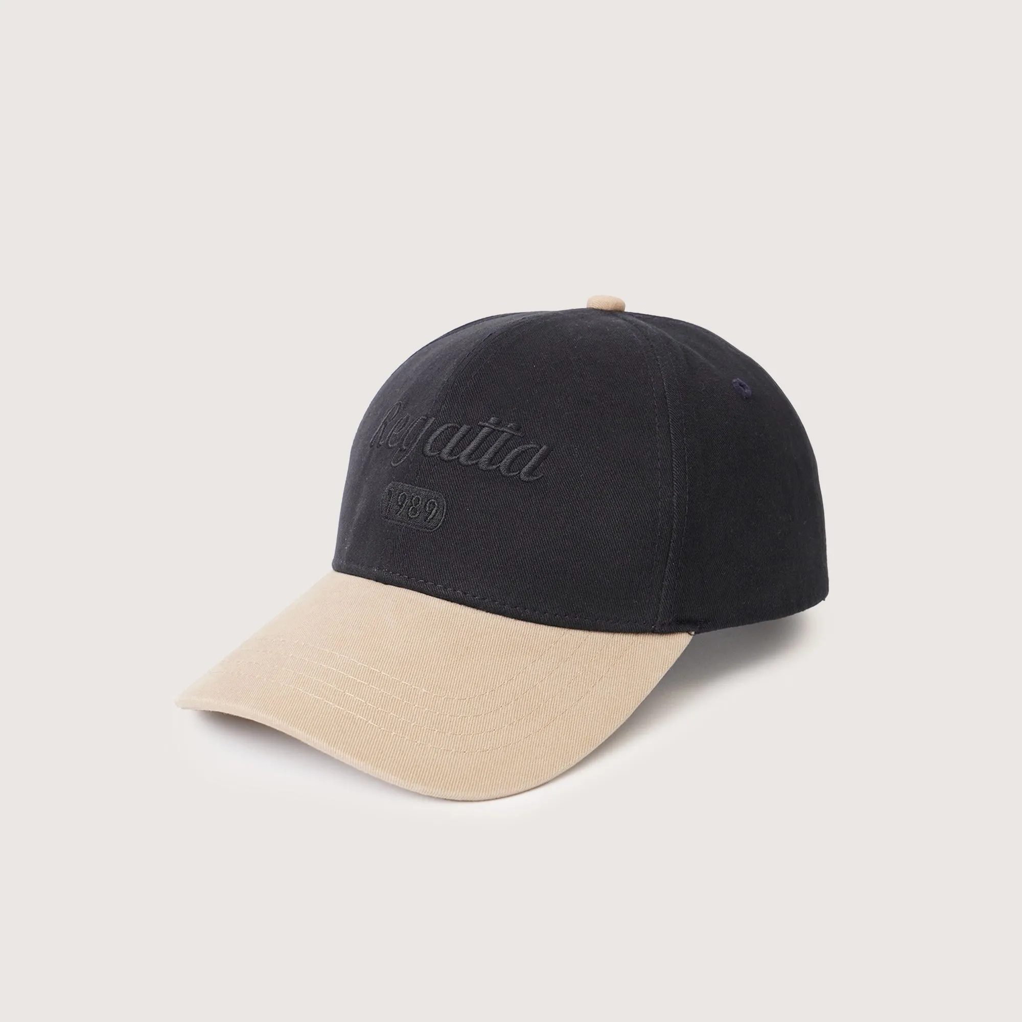 Regatta- Baseball Cap With Contrast Brim