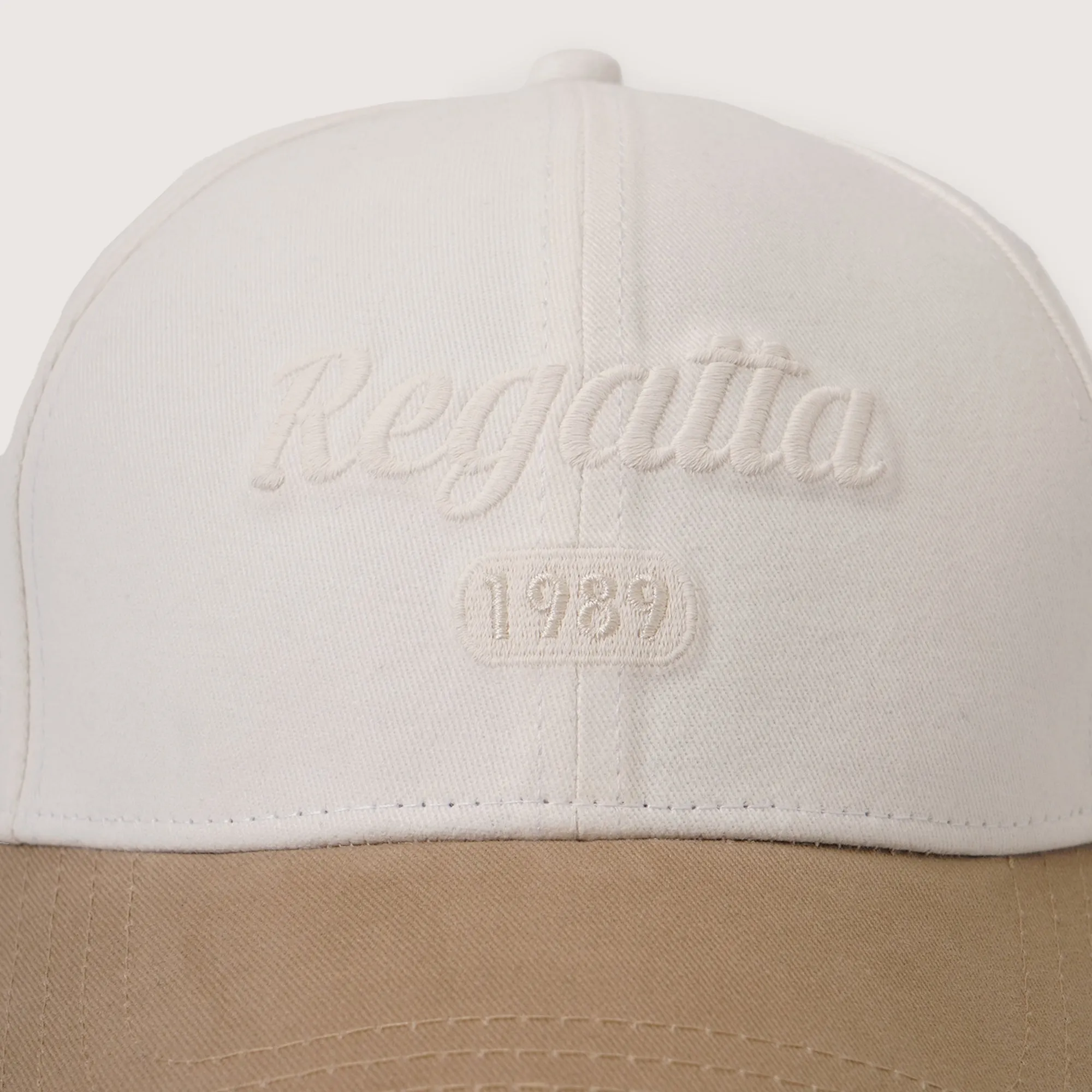 Regatta- Baseball Cap With Contrast Brim