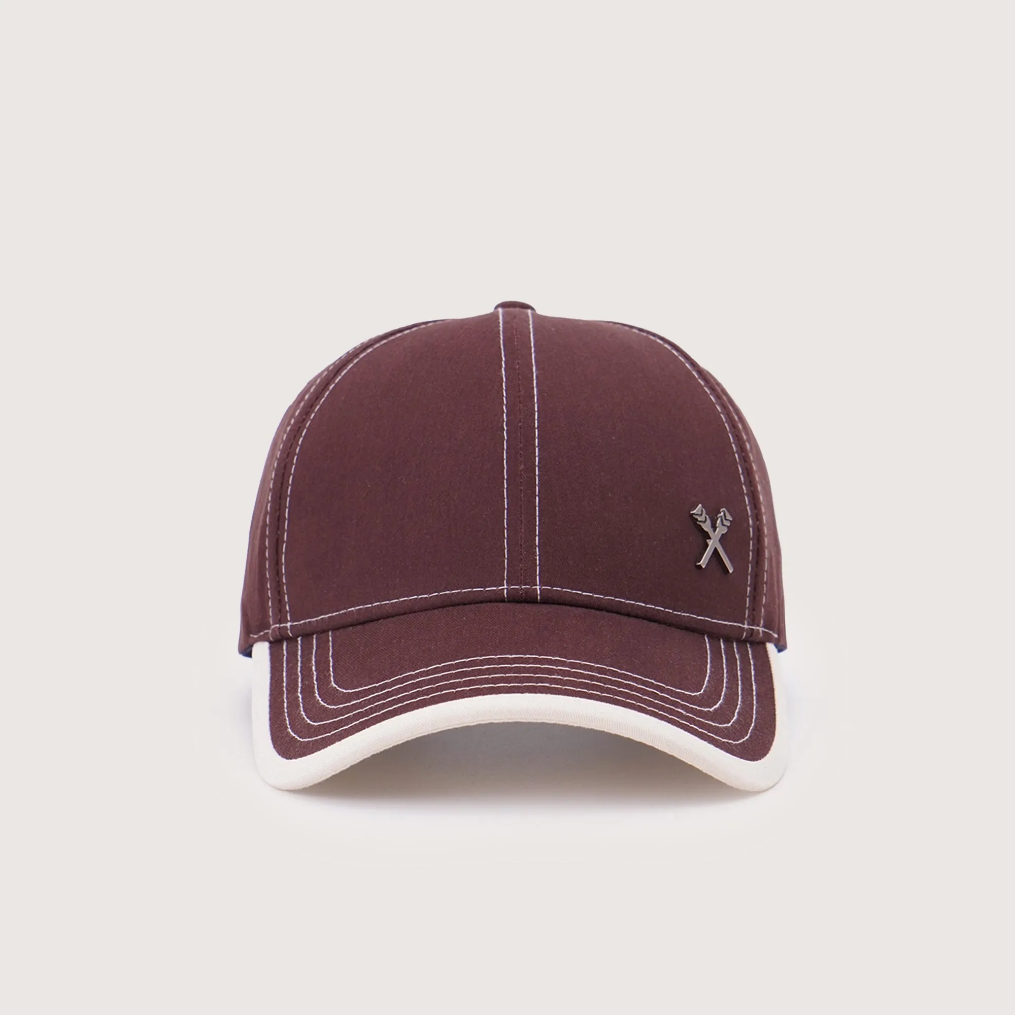 Regatta- Baseball Cap With Contrast Stitching And Visor Taping