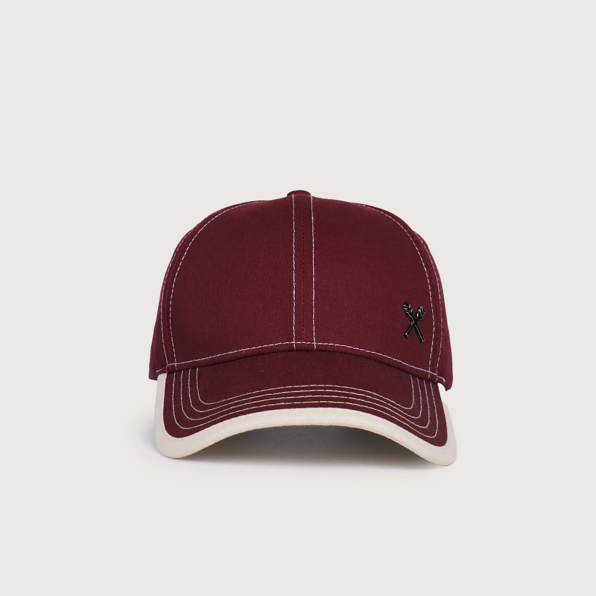Regatta- Baseball Cap With Contrast Stitching And Visor Taping