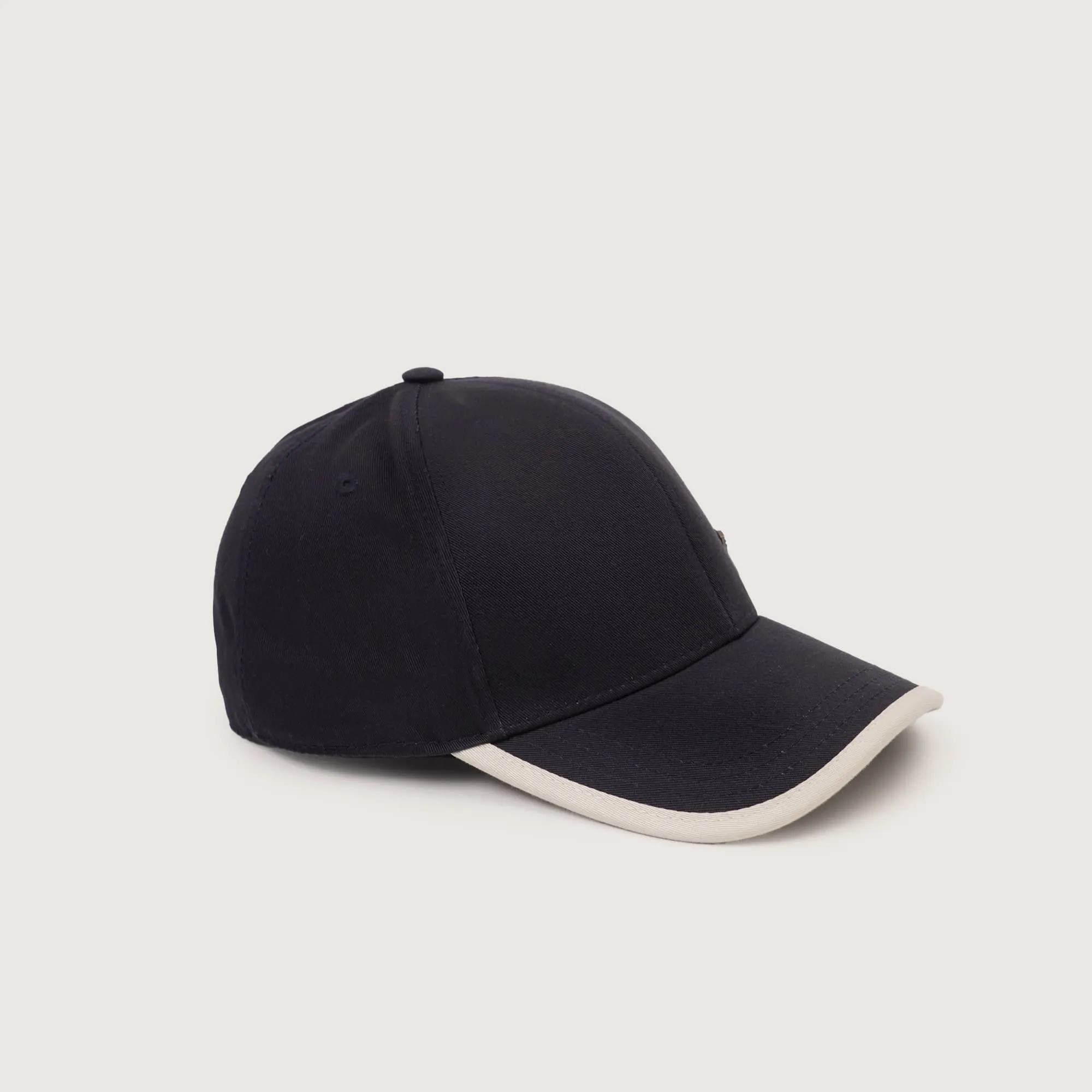 Regatta- Baseball Cap With Contrast Visor Piping