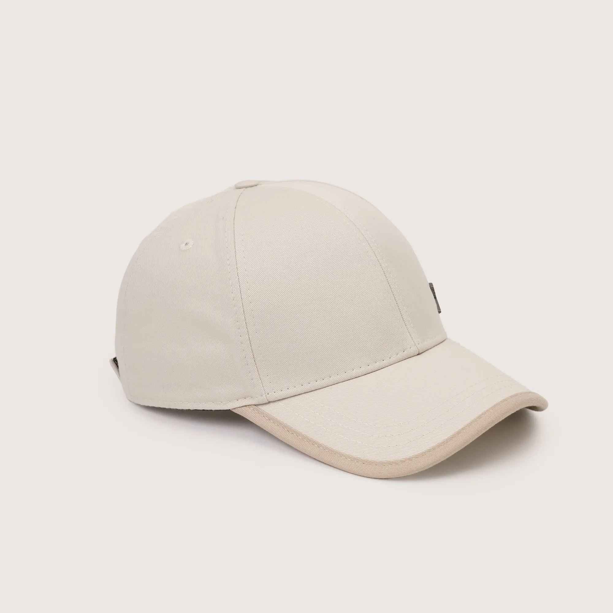 Regatta- Baseball Cap With Contrast Visor Piping