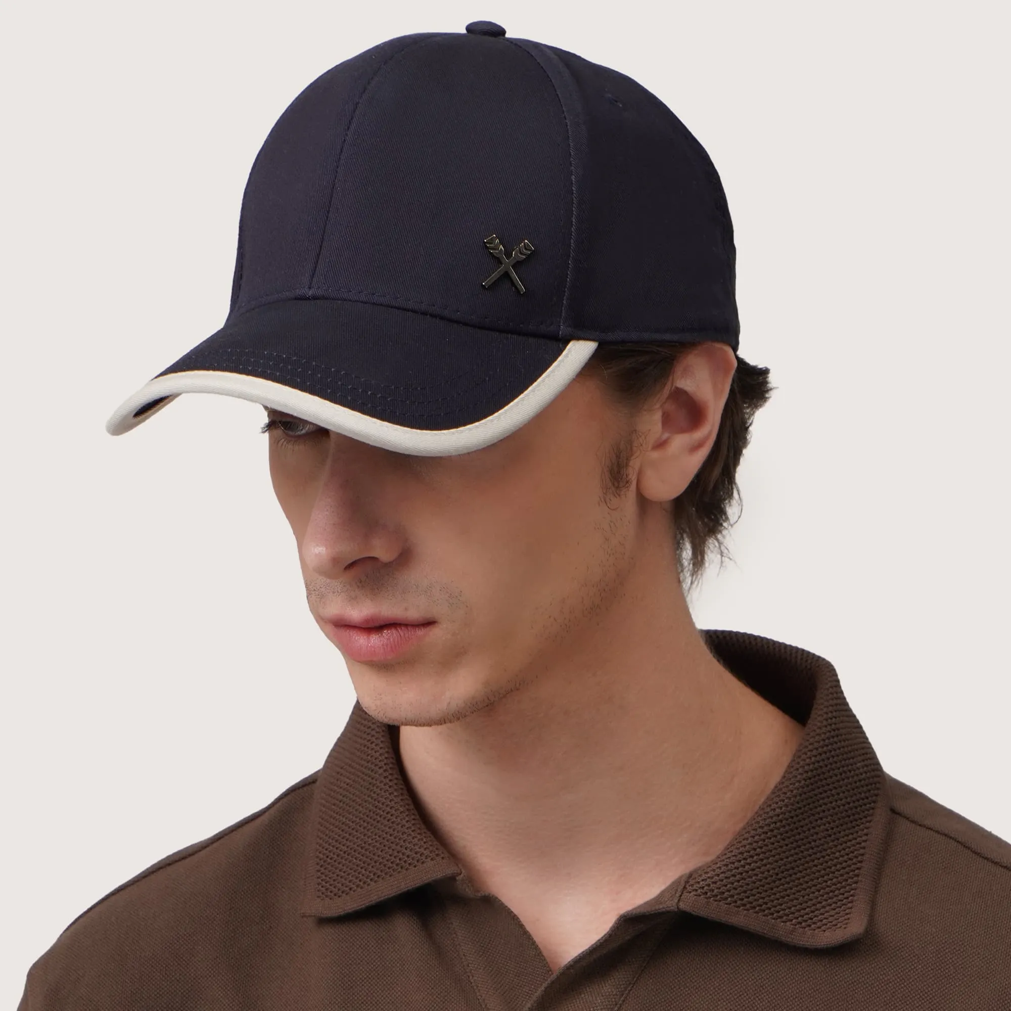 Regatta- Baseball Cap With Contrast Visor Piping