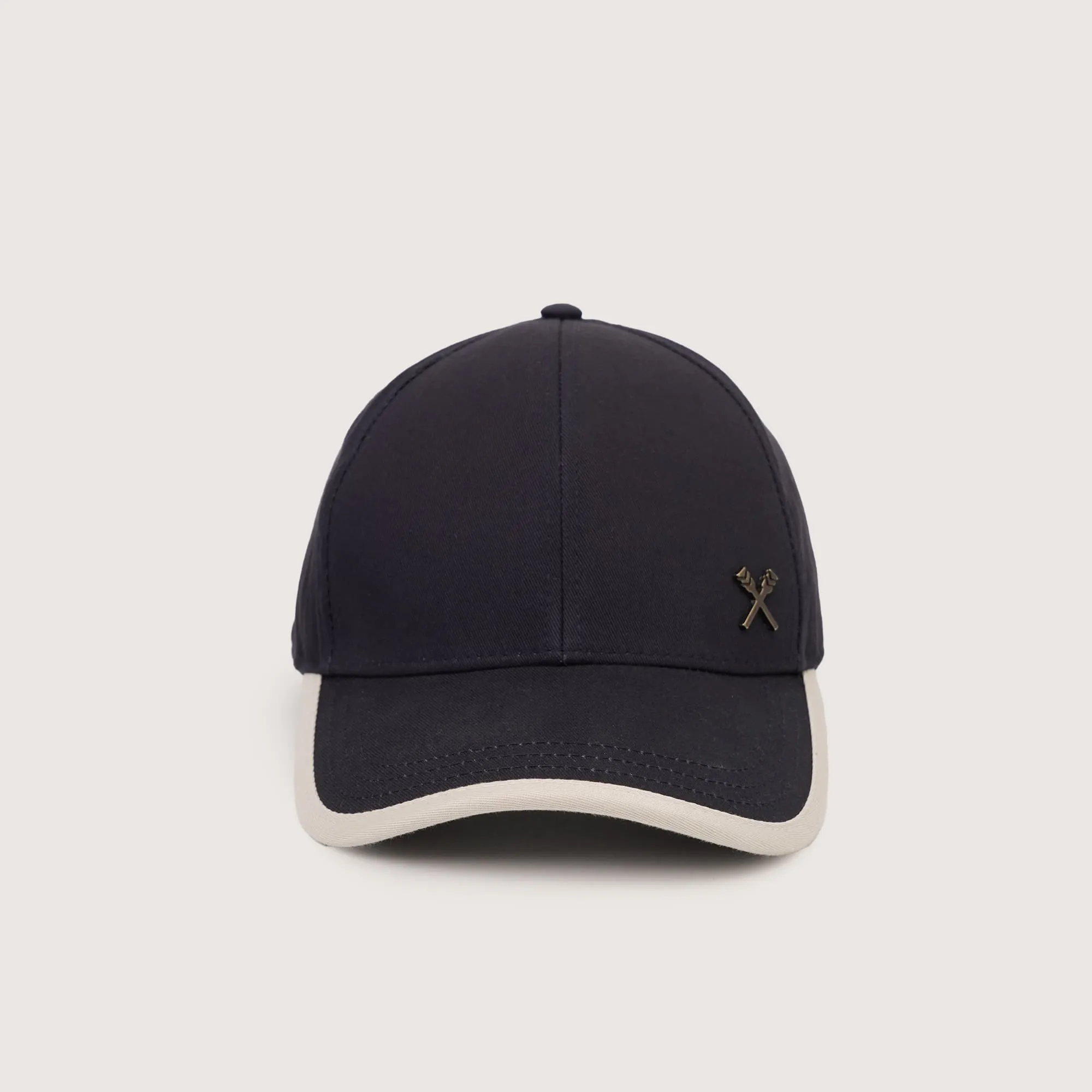 Regatta- Baseball Cap With Contrast Visor Piping