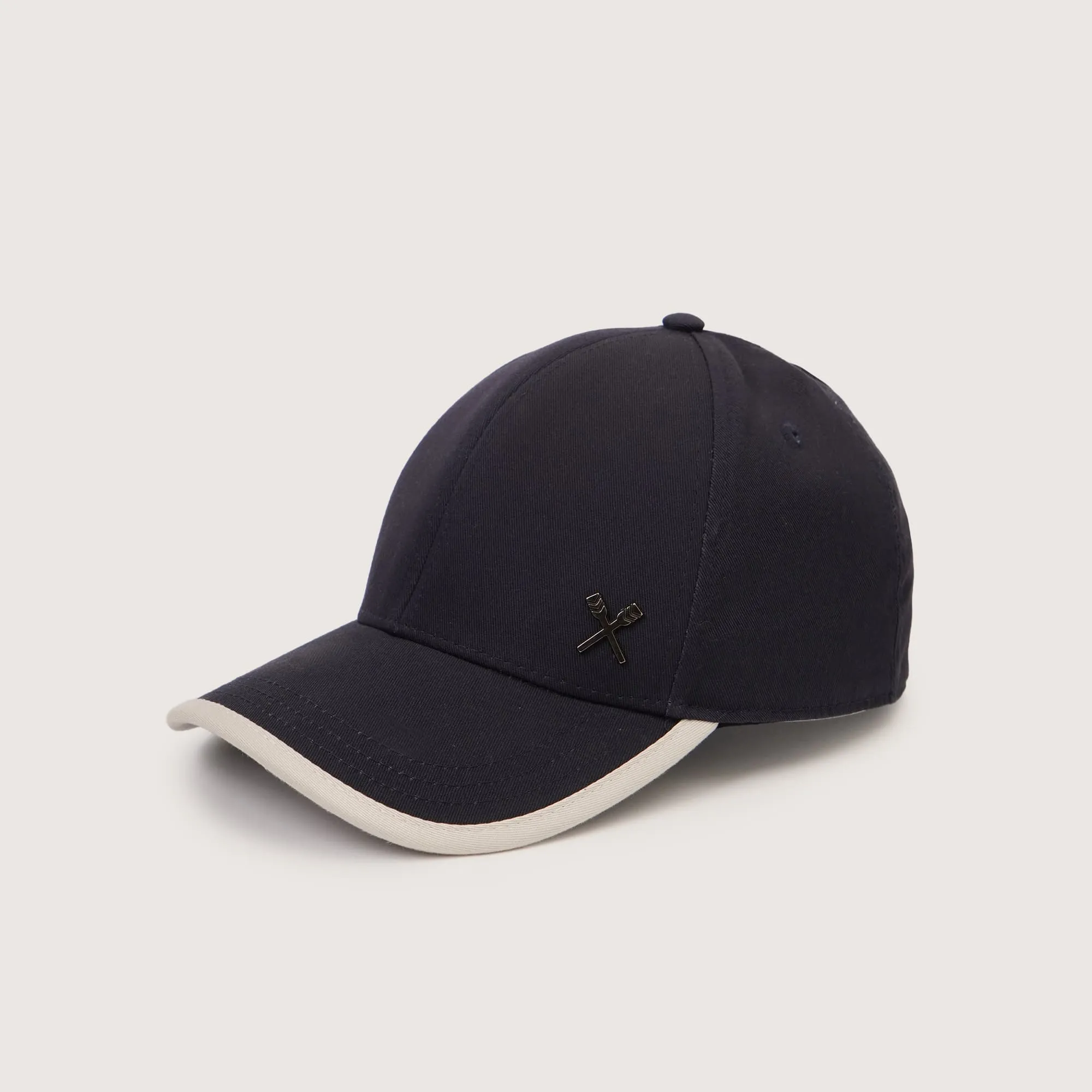 Regatta- Baseball Cap With Contrast Visor Piping