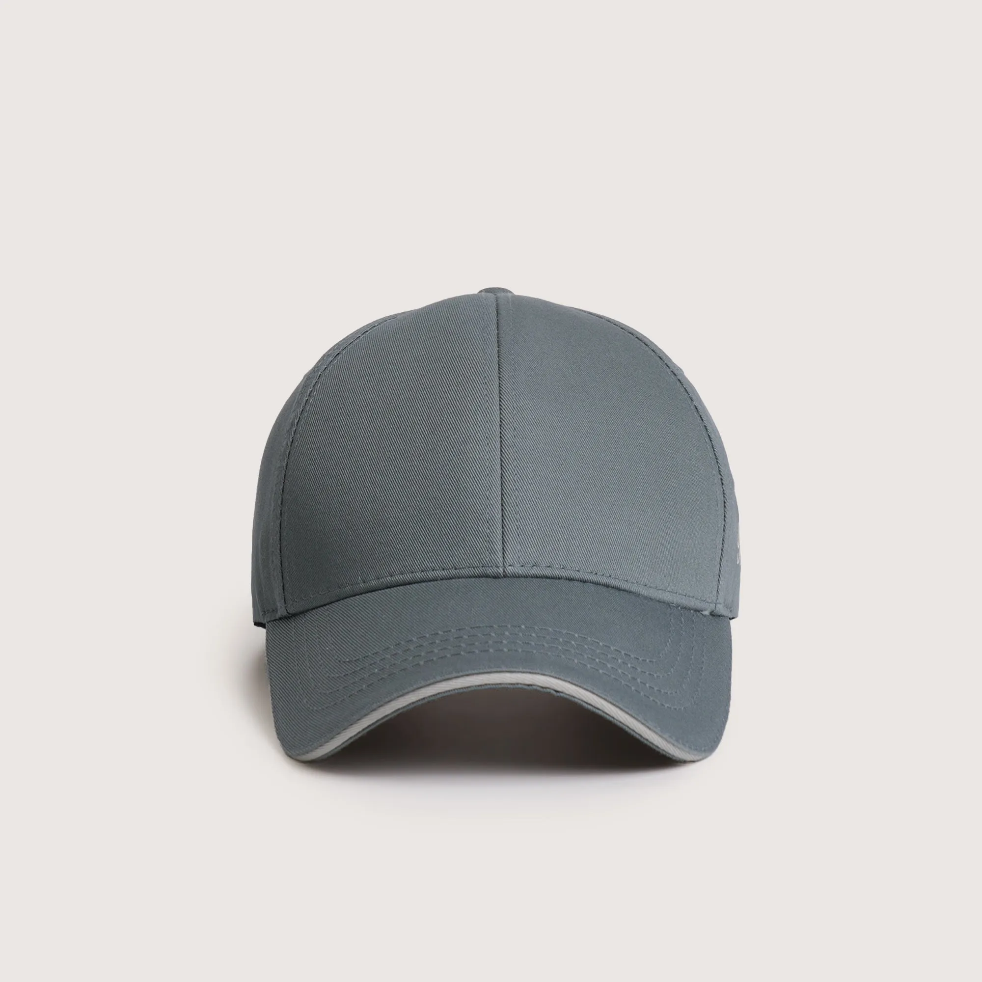 Regatta- Baseball Cap With Contrast Visor Sandwich