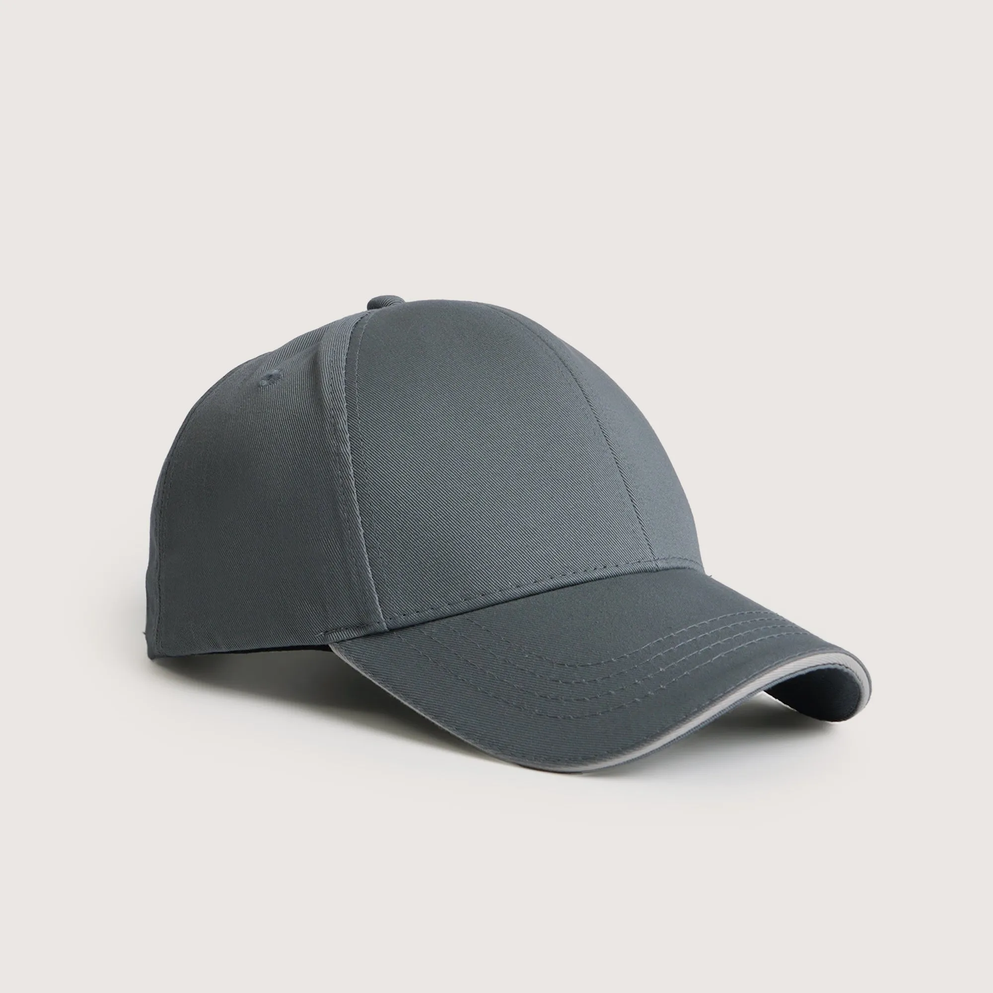 Regatta- Baseball Cap With Contrast Visor Sandwich