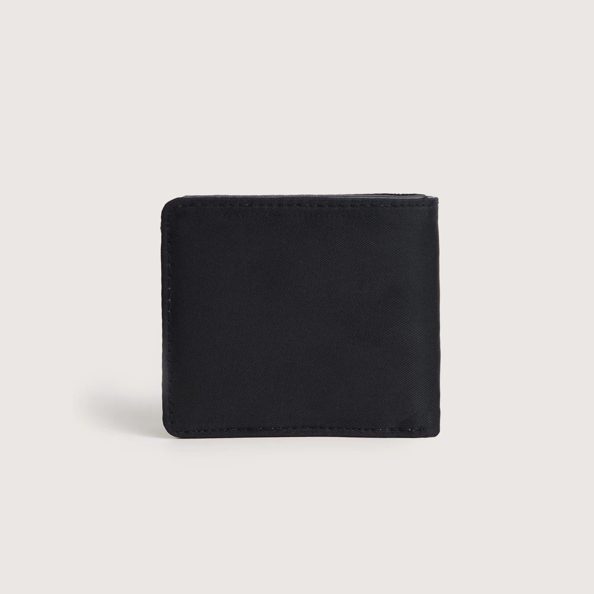 Regatta- Bi-Fold Wallet With Coin Compartment