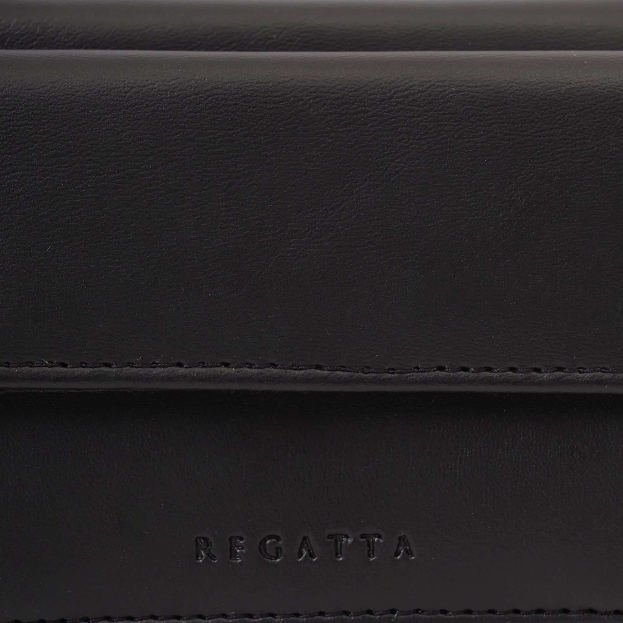 Regatta- Bi-Fold Wallet With Front Coin Compartment