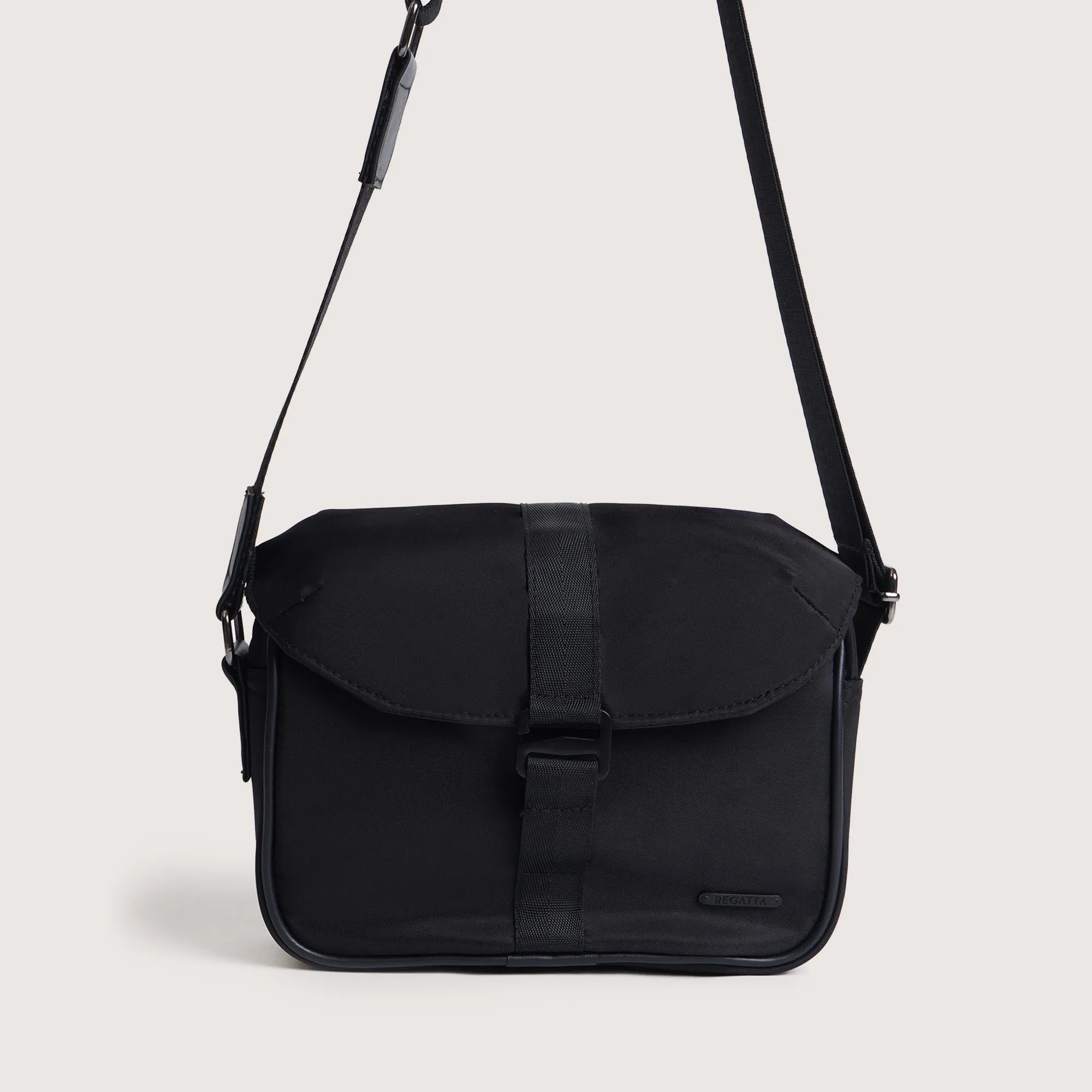 Regatta- Boxy Camera Sling Bag