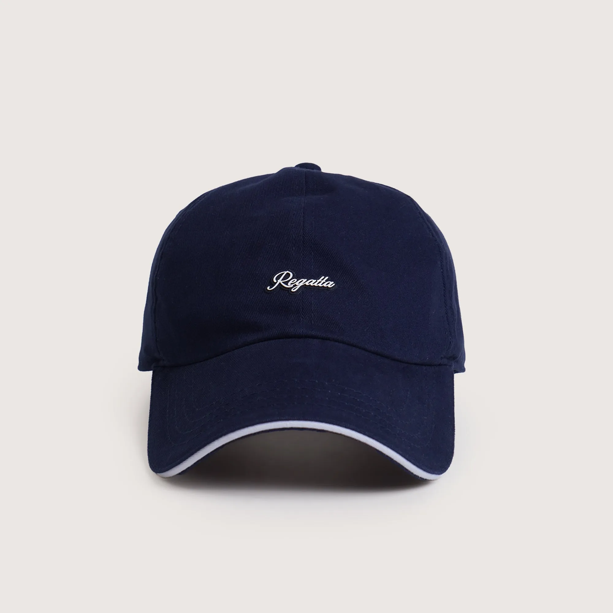 Regatta- Classic Cap With Contrast Visor Sandwich