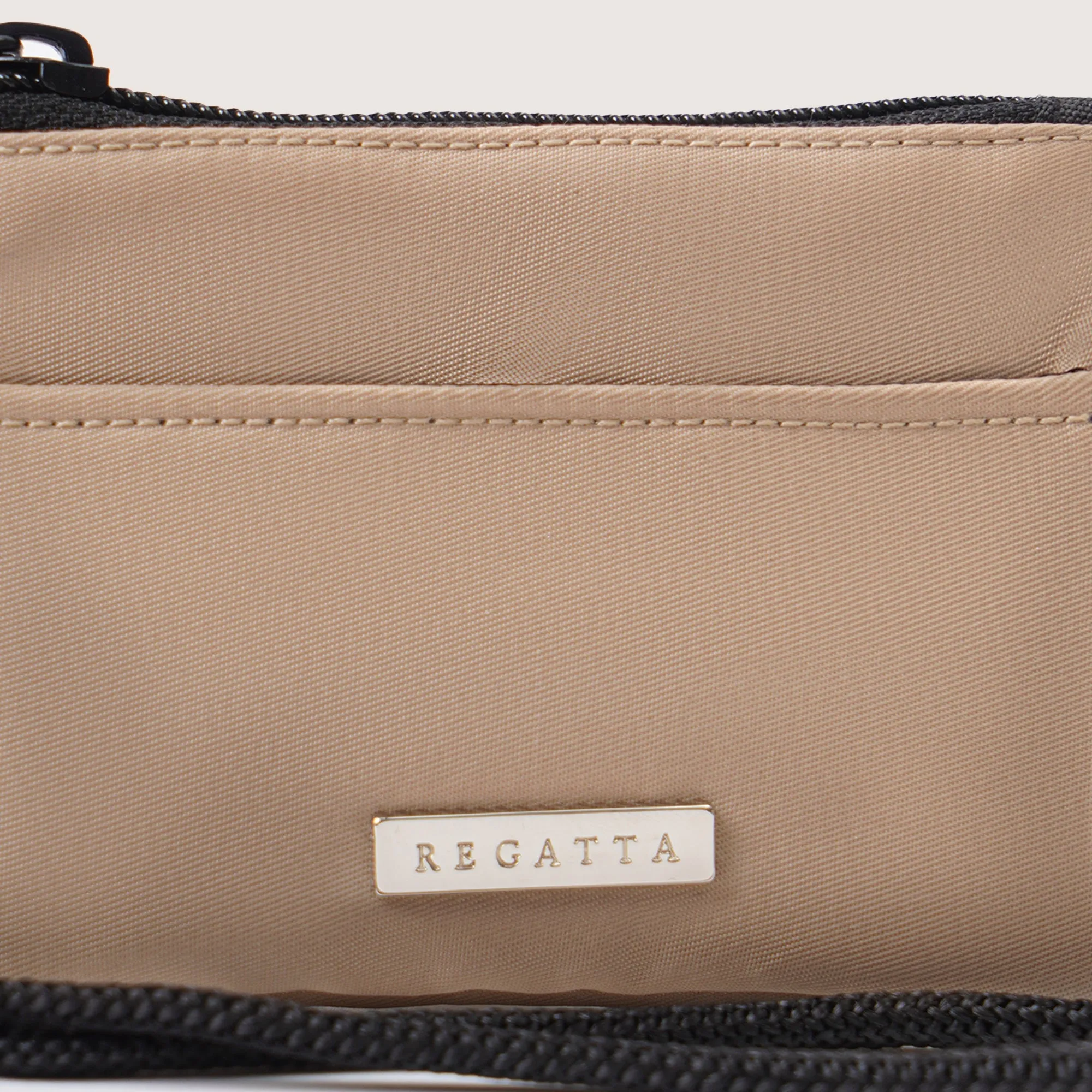 Regatta- Coin Purse With Removable Cord Strap