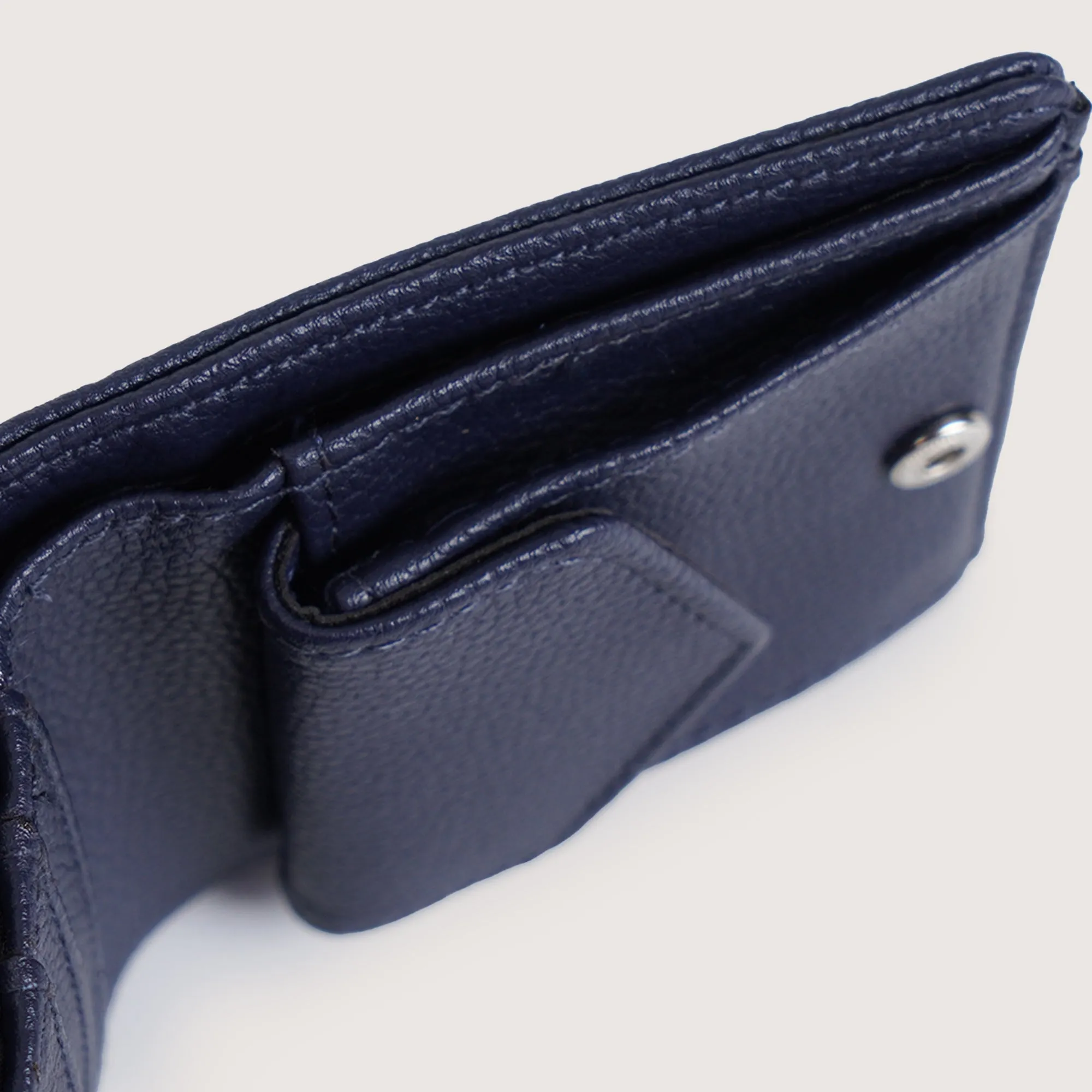 Regatta- Compact Bi-Fold Card Case