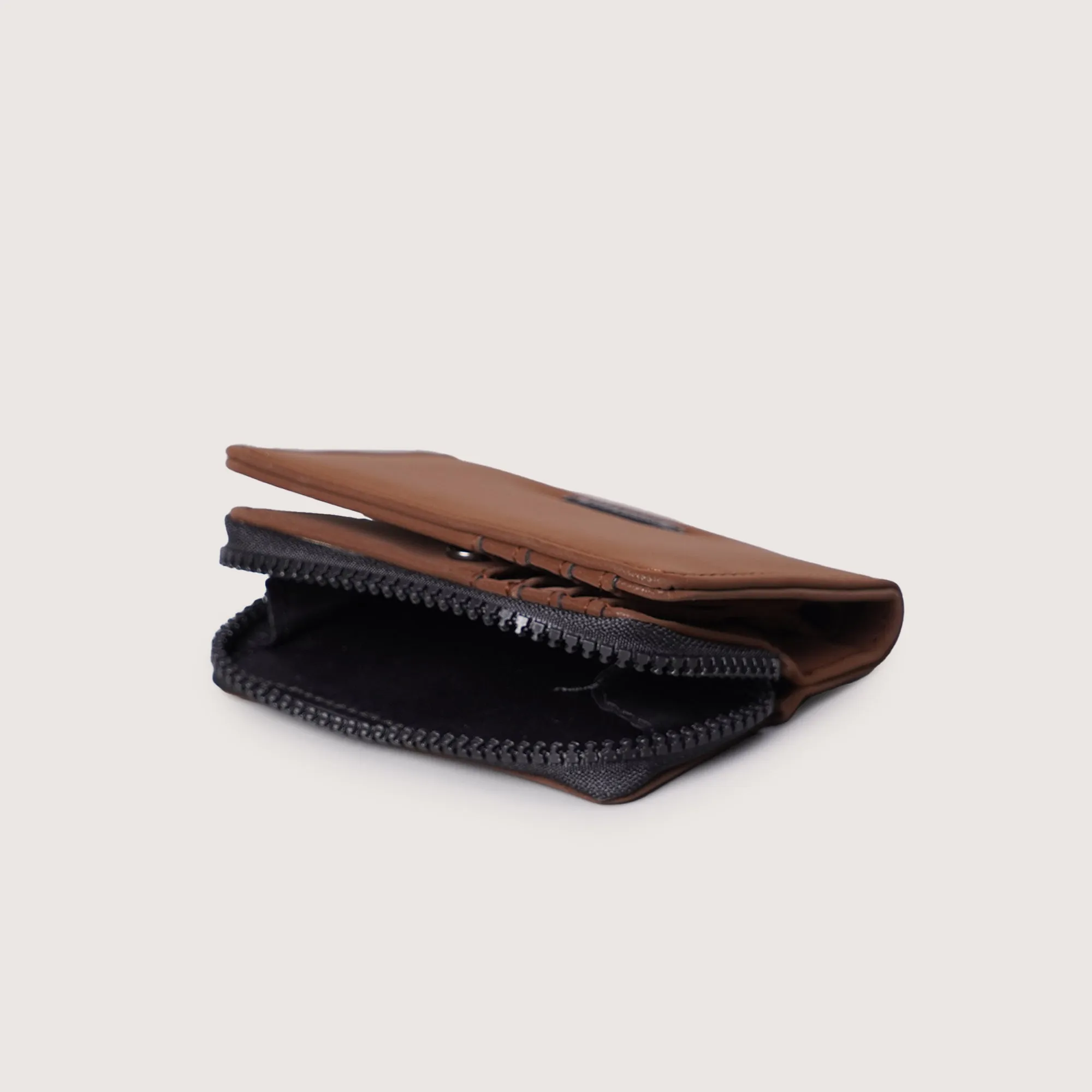 Regatta- Compact Wallet With Zipped Coin Pocket