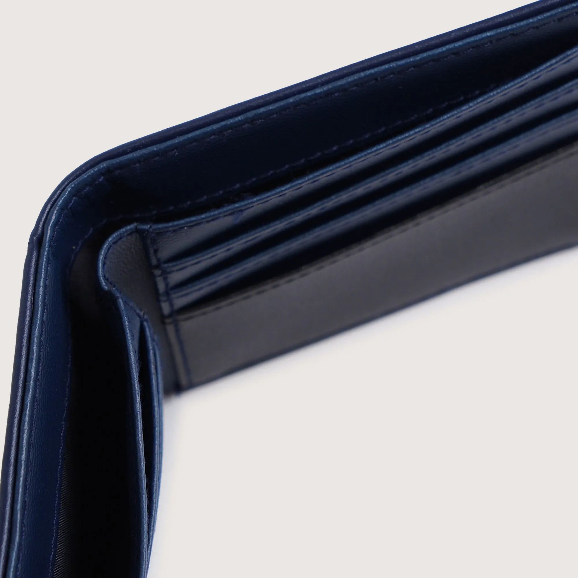Regatta- Cut & Sew Bi-Fold Wallet