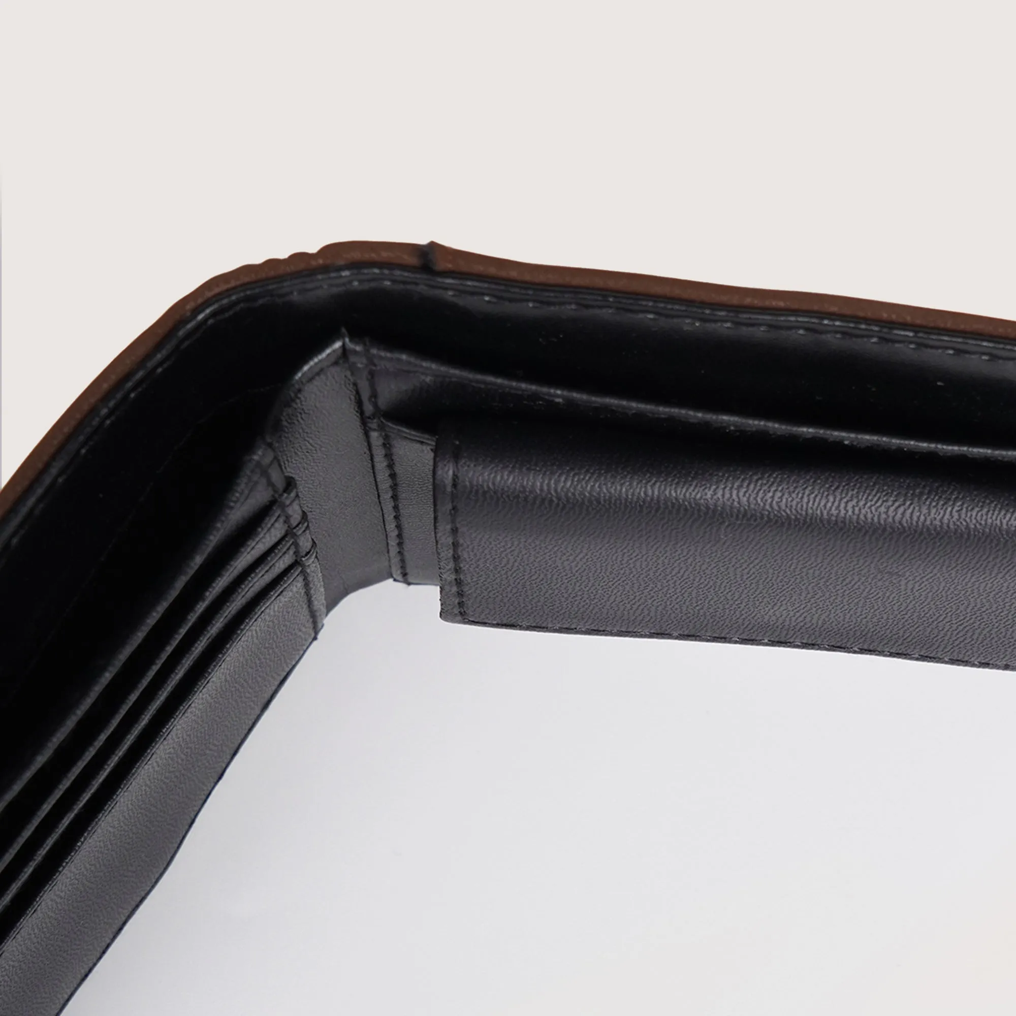 Regatta- Cut And Sew Bi-Fold Wallet