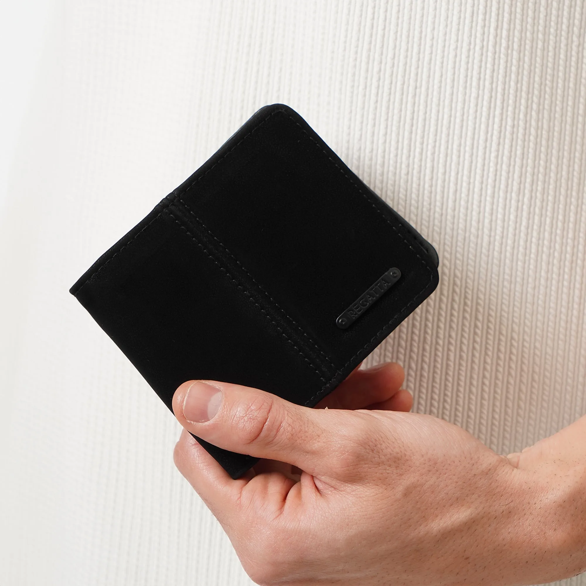 Regatta- Cut And Sew Bi-Fold Wallet