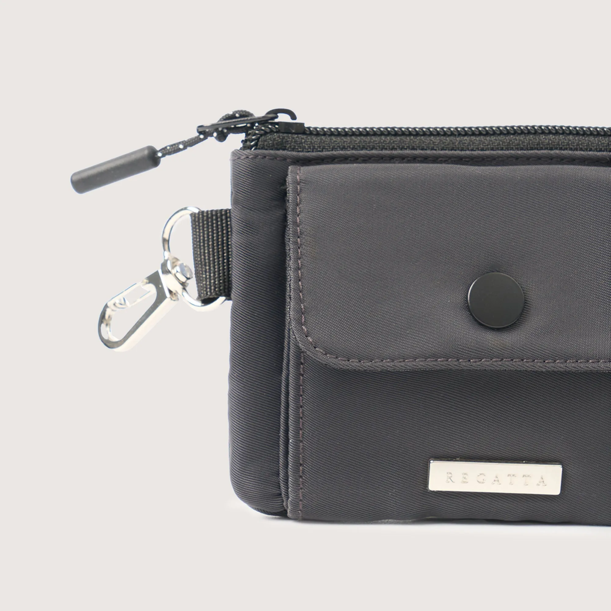 Regatta- Flat Coin Purse With Hook