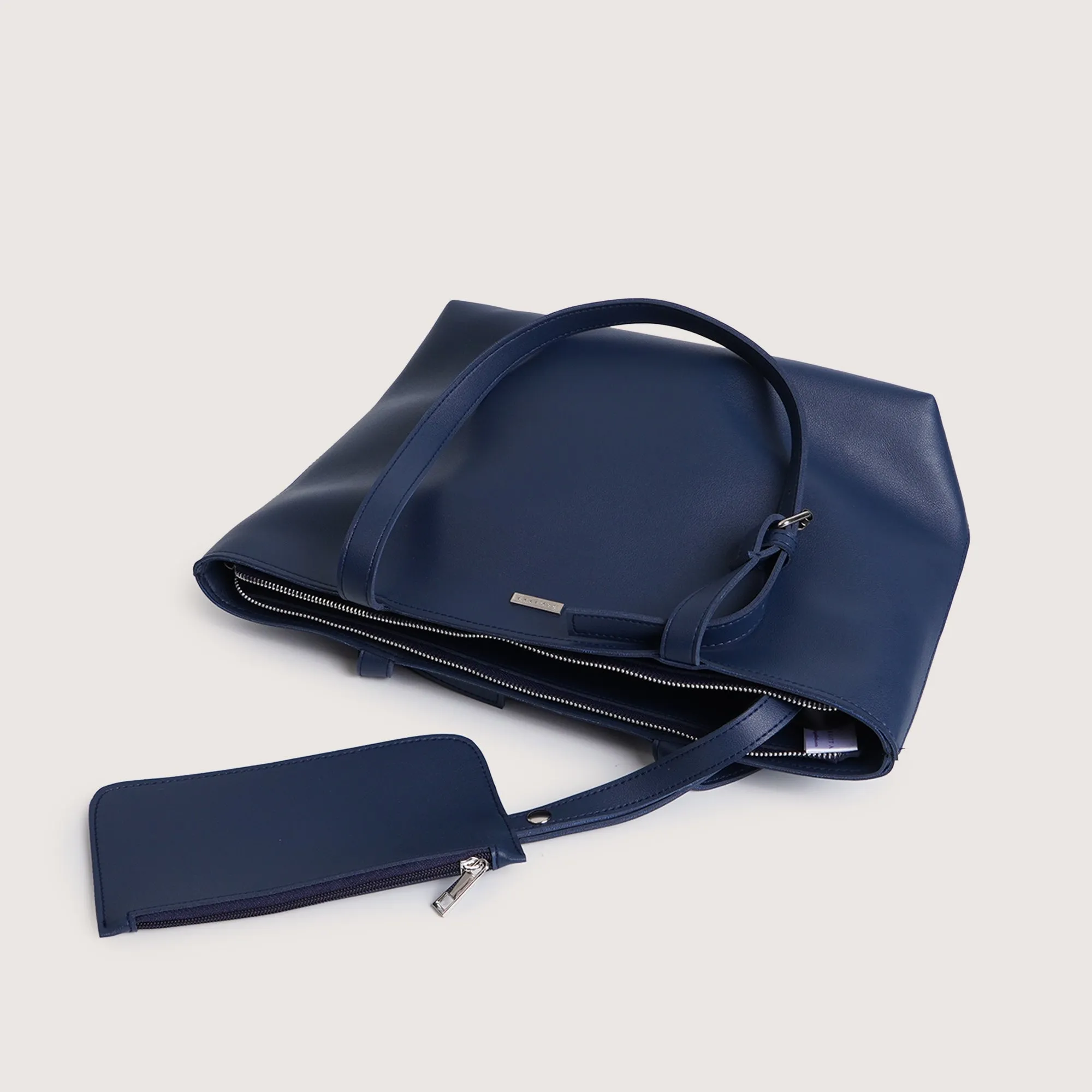 Regatta- Landscape Shoulder Tote Bag