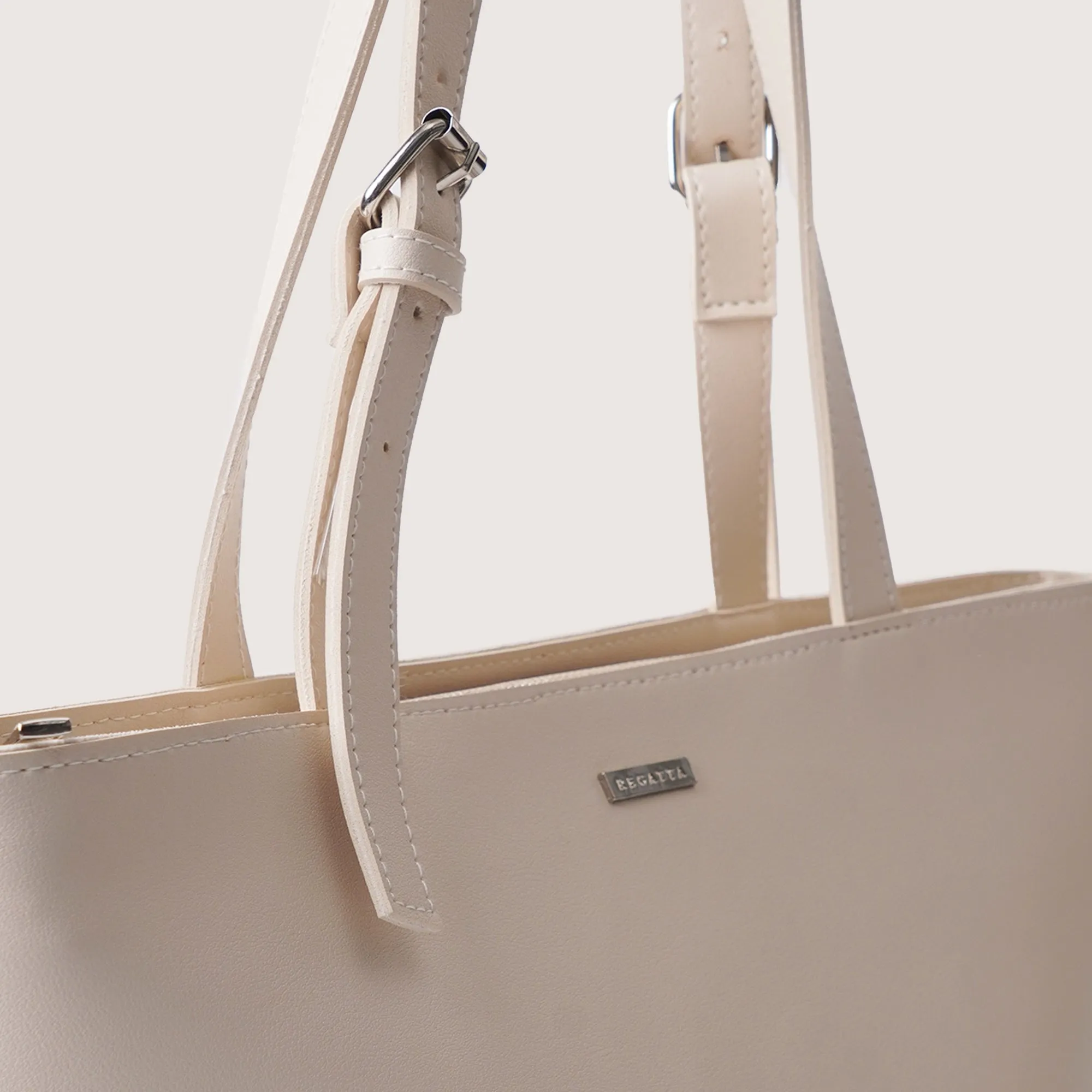 Regatta- Landscape Shoulder Tote Bag