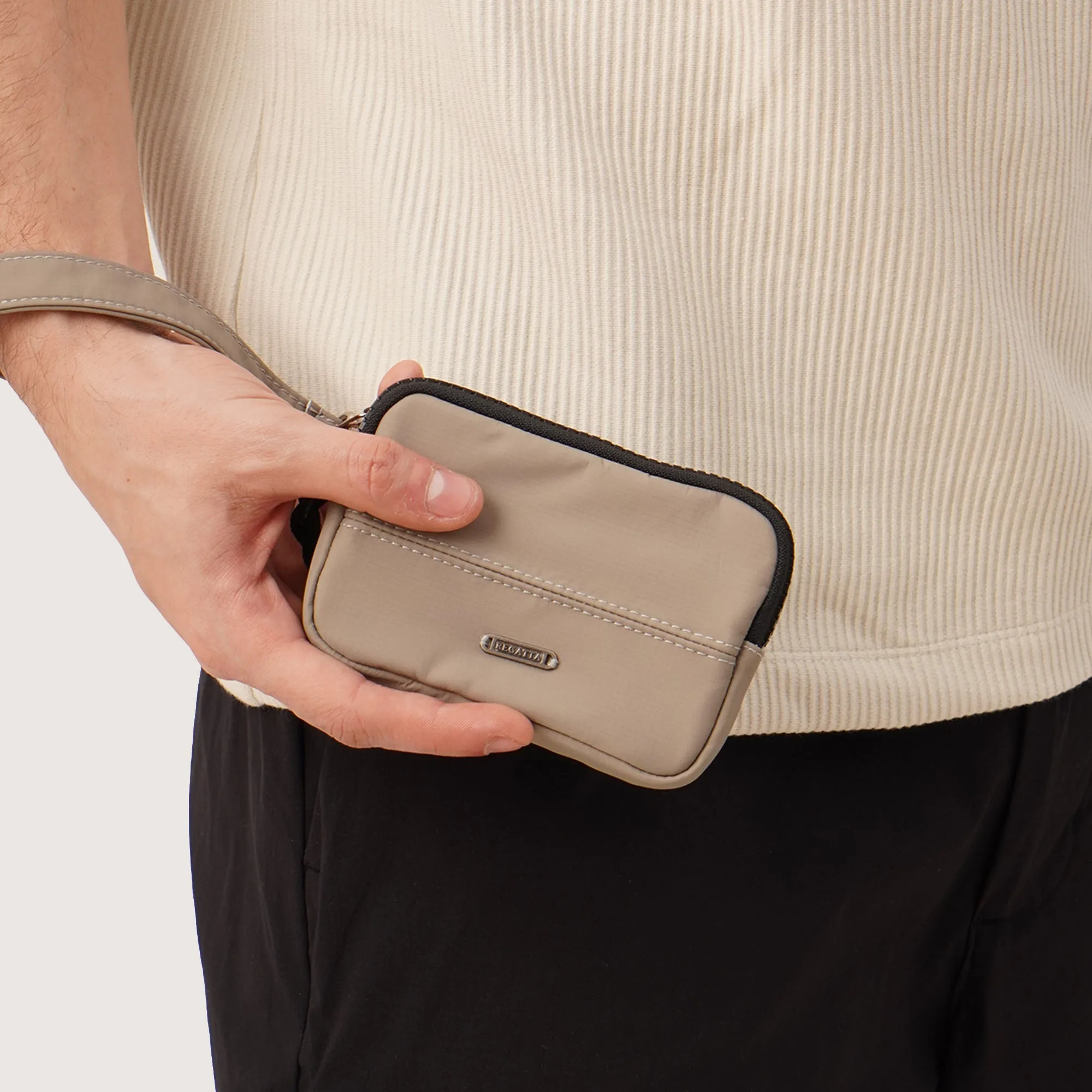 Regatta- Multi-Way Pocket Purse With Detachable Strap