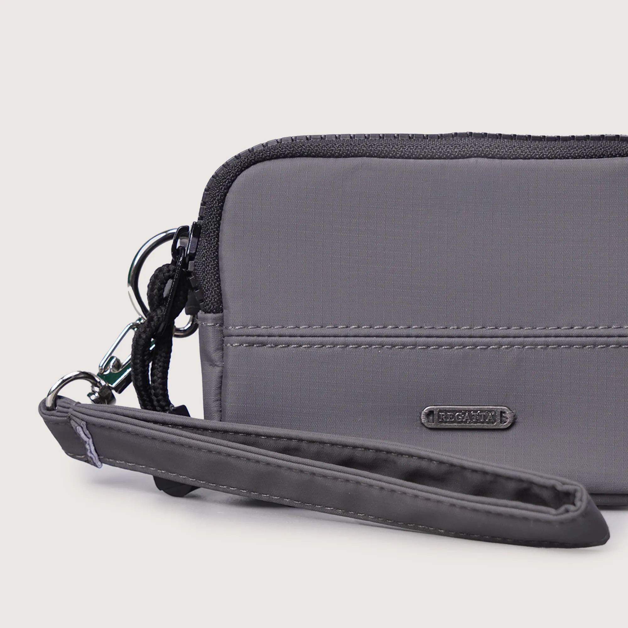Regatta- Multi-Way Pocket Purse With Detachable Strap