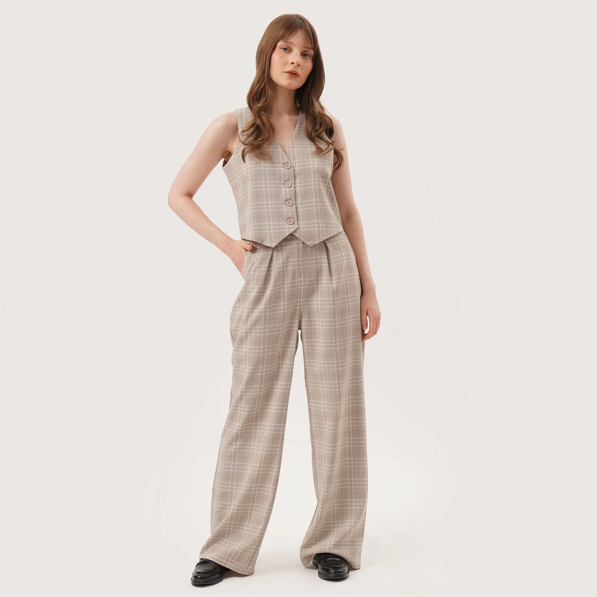 Regatta- Pleated Wide Legged Plaid Trousers
