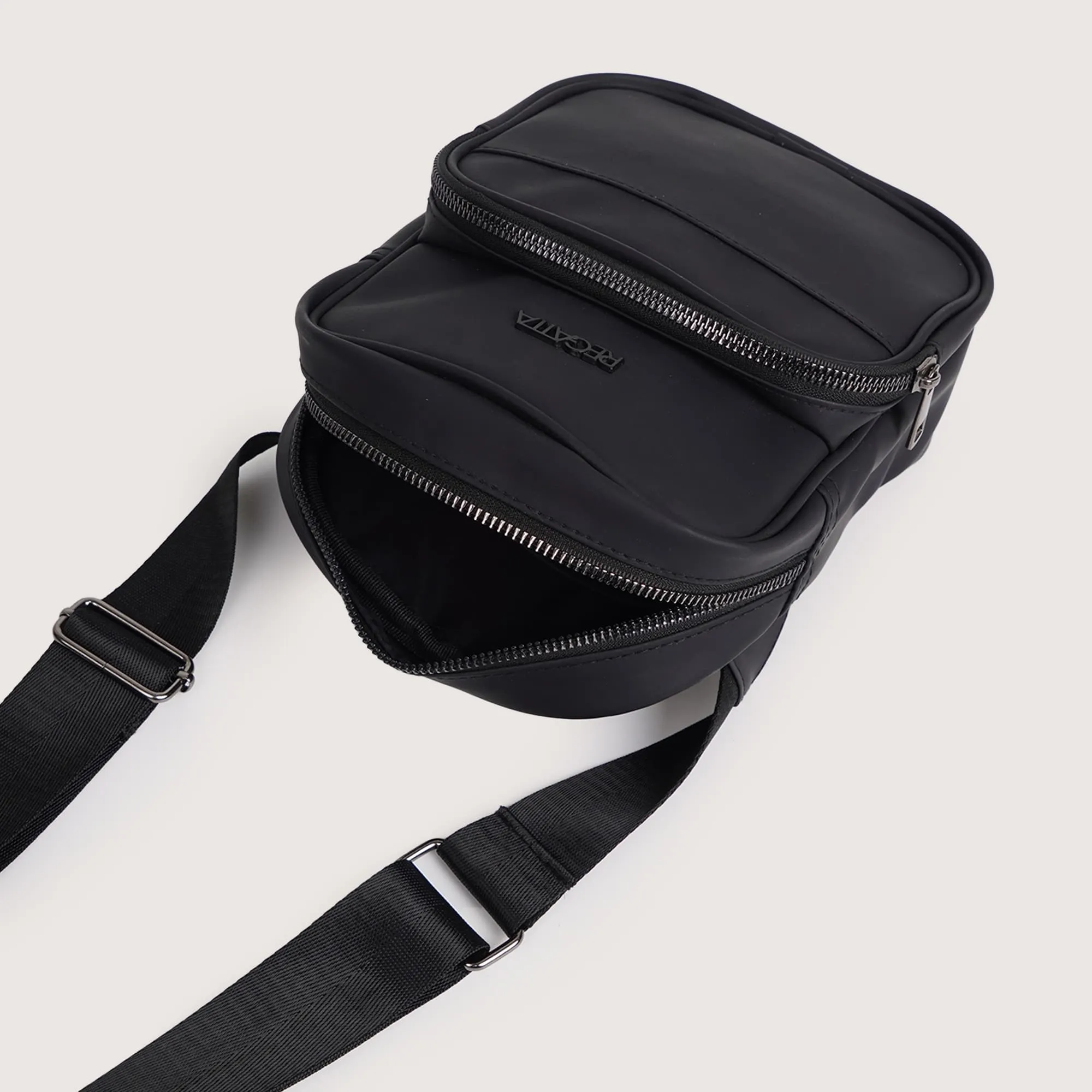 Regatta- Pocket Crossbody Bag