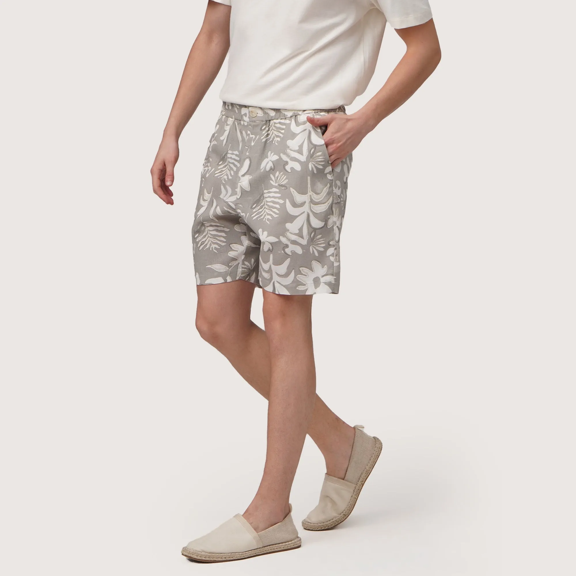 Regatta- Regular Fit Chino Shorts In Linen With All Over Print