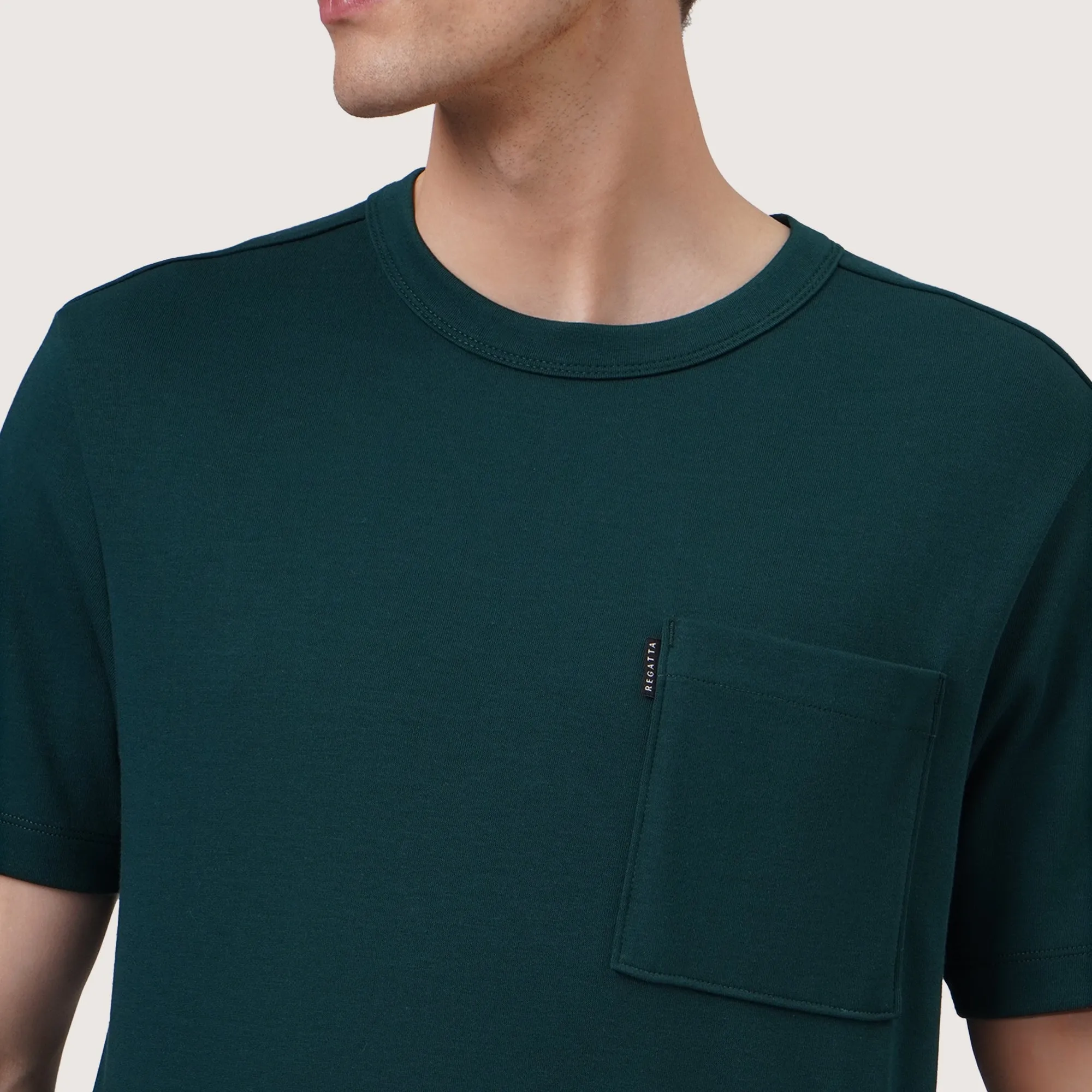 Regatta- Regular Fit Pocket T-Shirt In Interlock Fabric