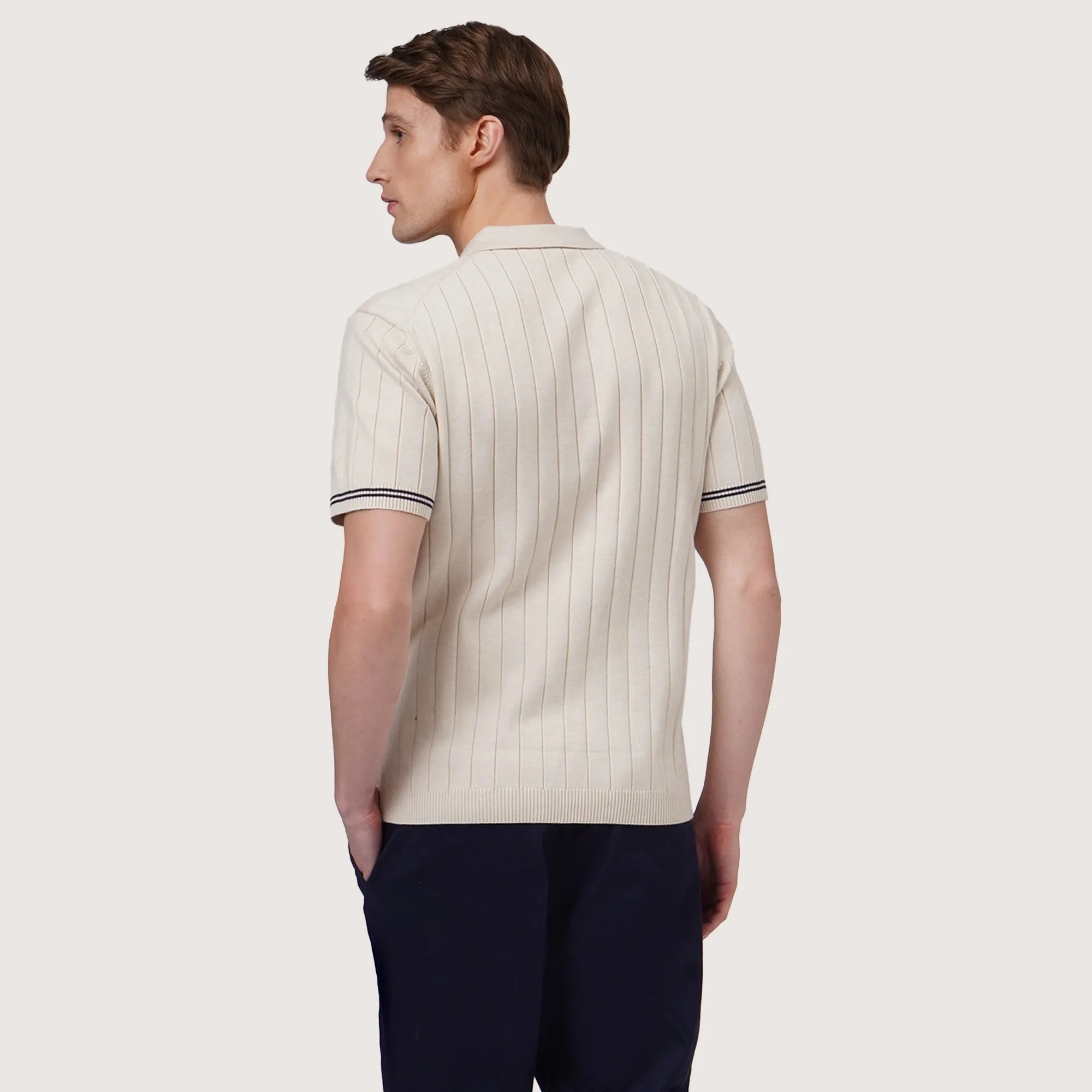 Regatta- Regular Fit Polo Shirt With Debossed Stripes