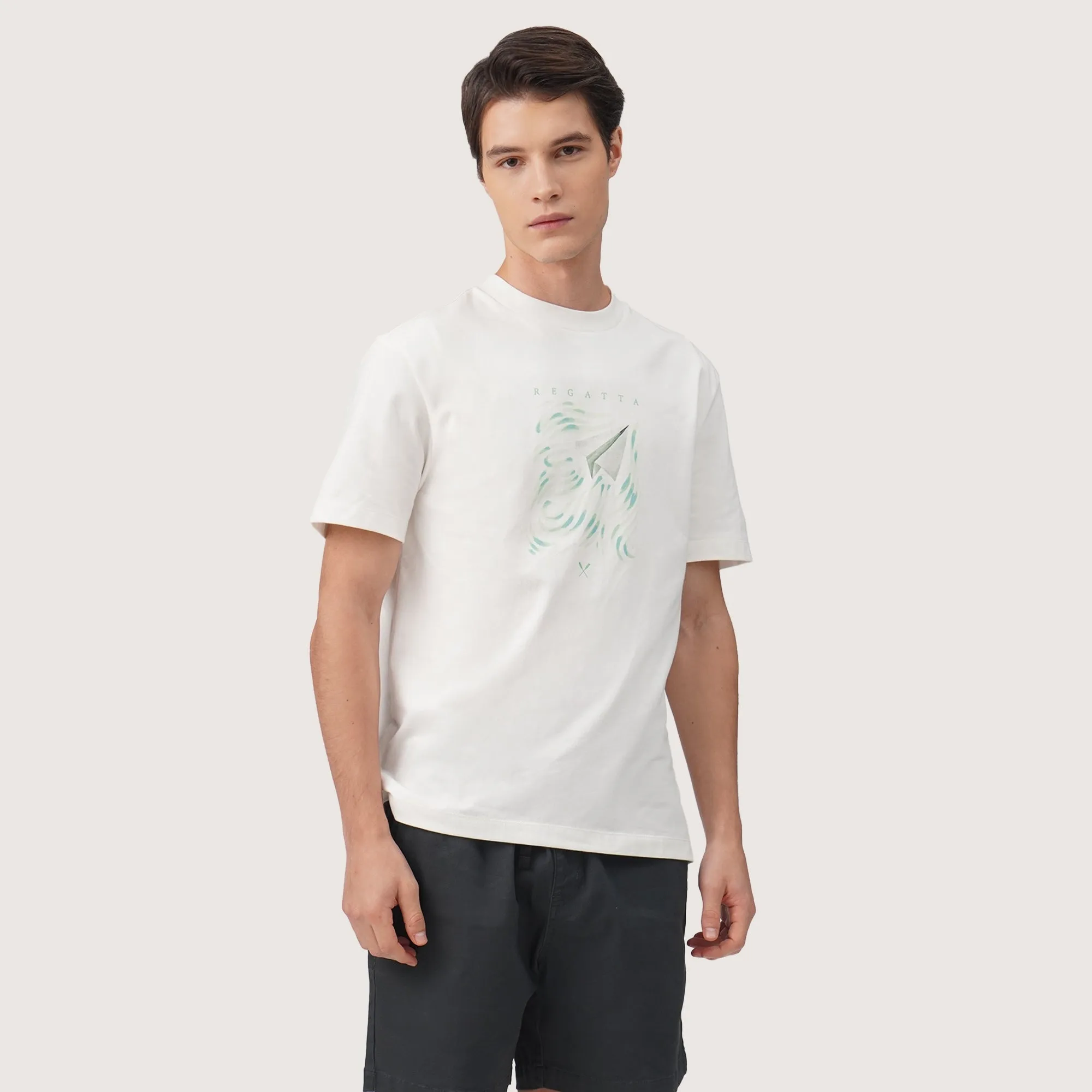 Regatta- Regular Fit Round Neck Graphic T-Shirt In Heavy Jersey