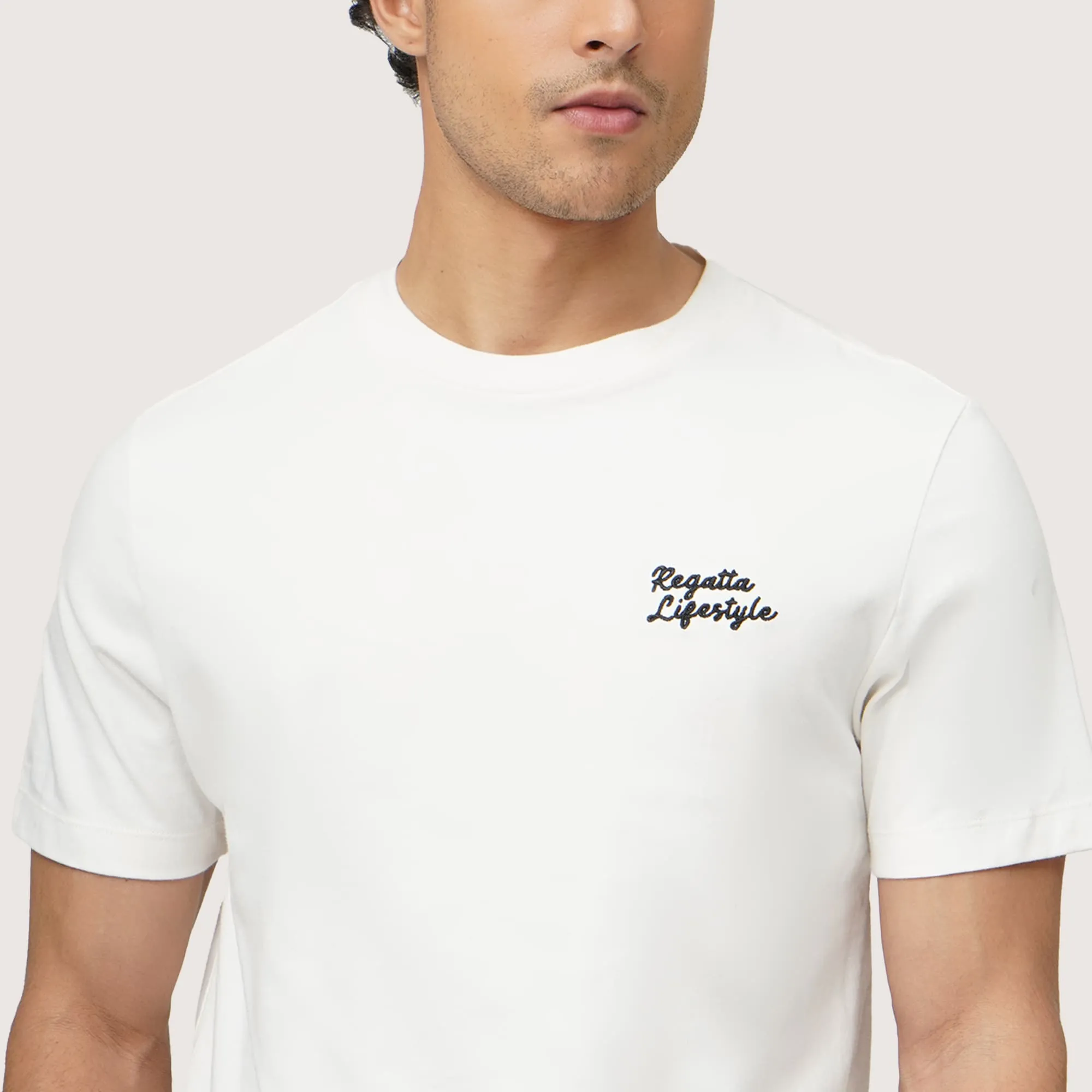 Regatta- Regular Fit Round Neck T-Shirt In Heavy Jersey