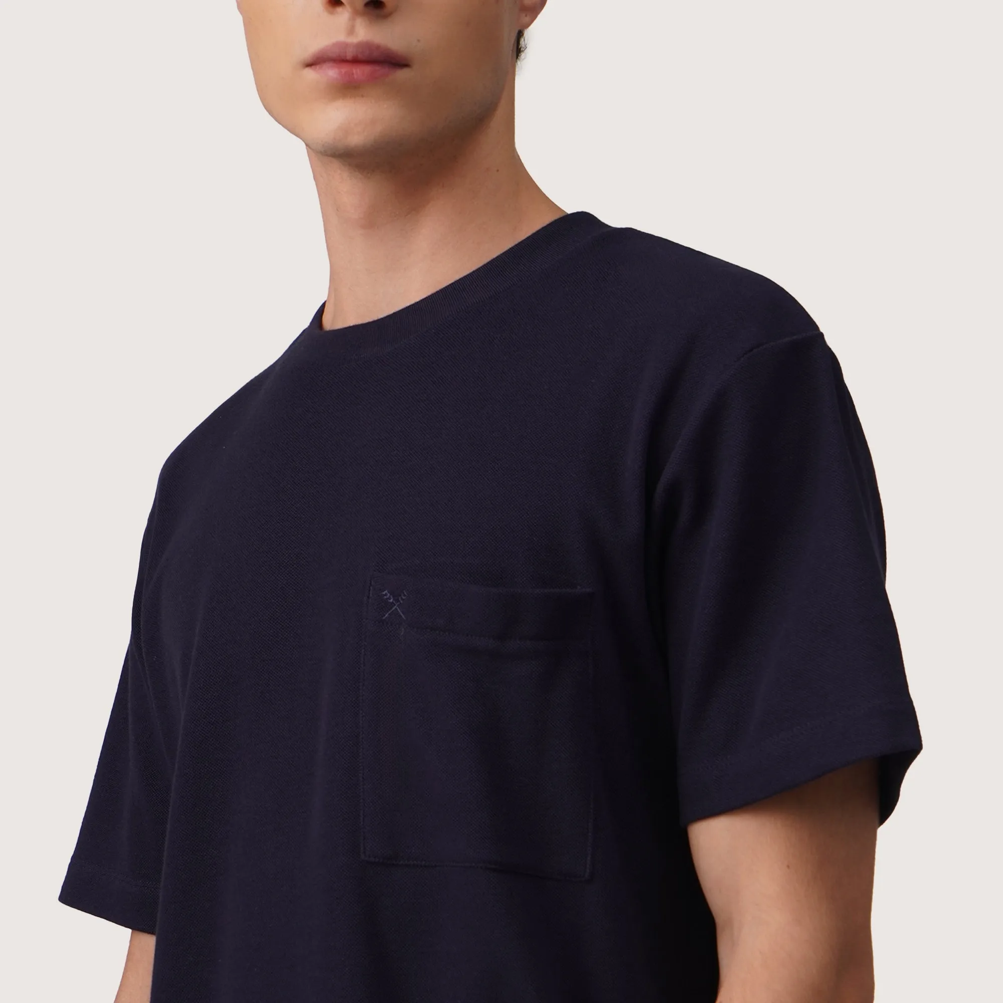 Regatta- Regular Fit Round Neck T-Shirt In Honeycomb Pique With Patch Pocket