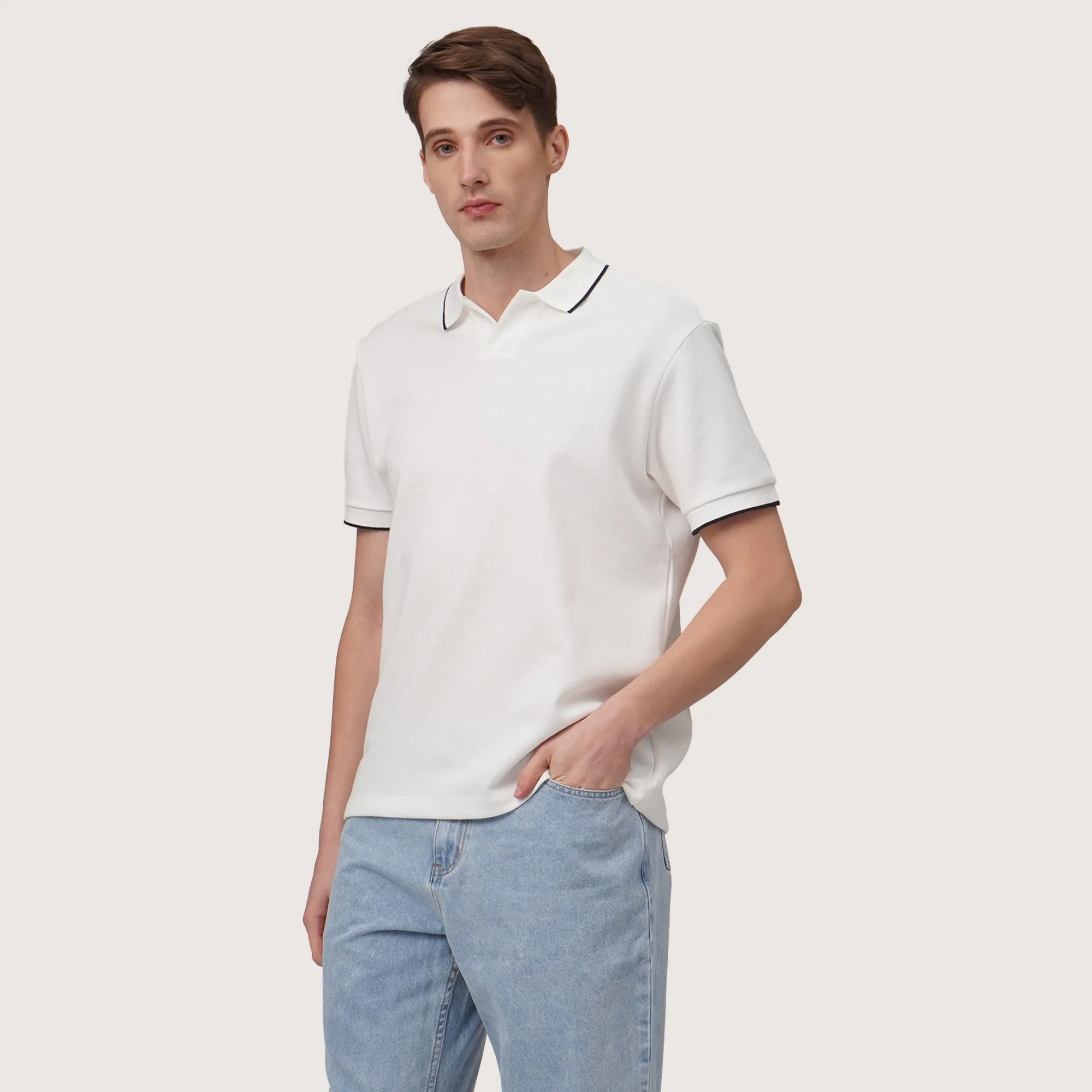 Regatta- Regular Fit V-Placket Polo Shirt With Tipping