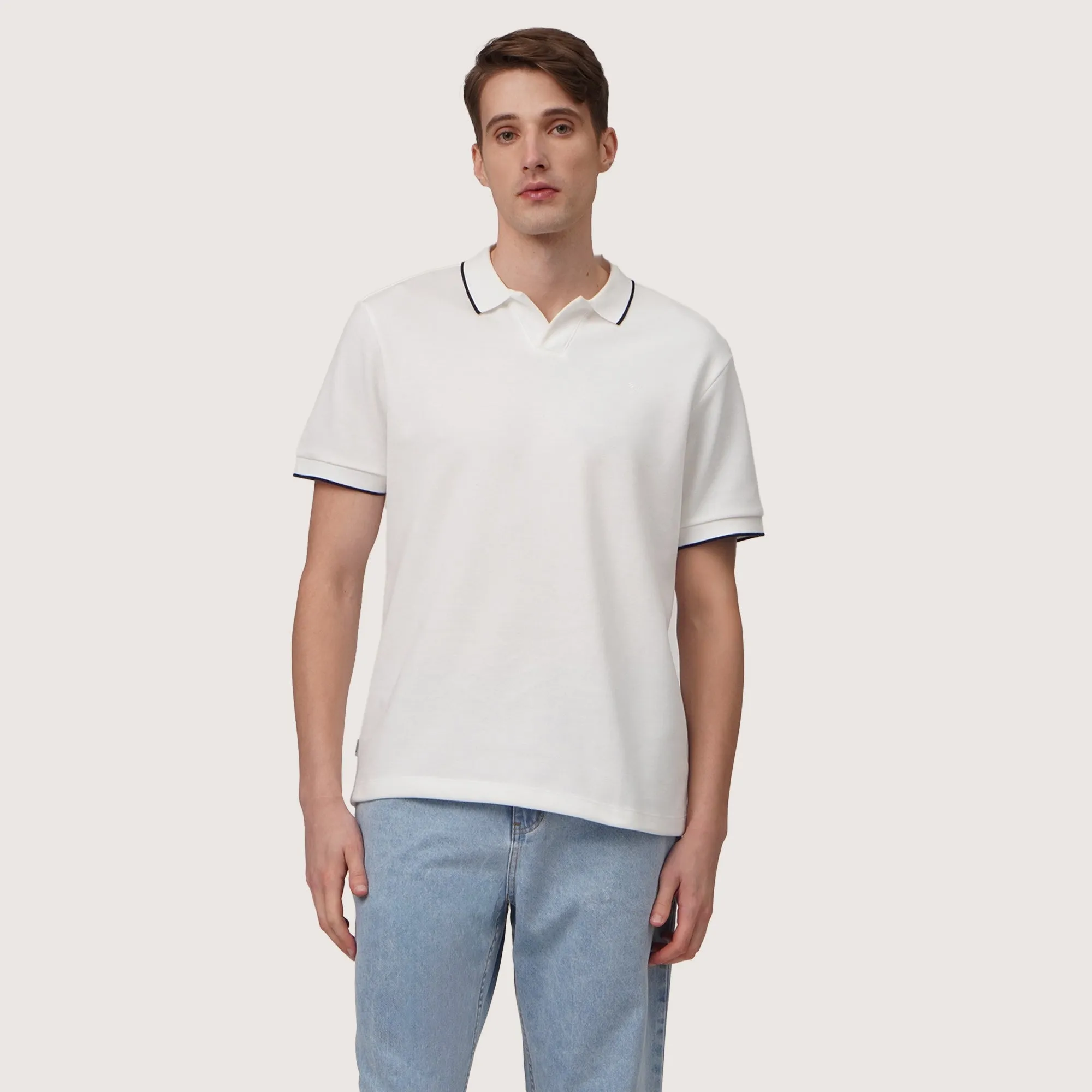Regatta- Regular Fit V-Placket Polo Shirt With Tipping
