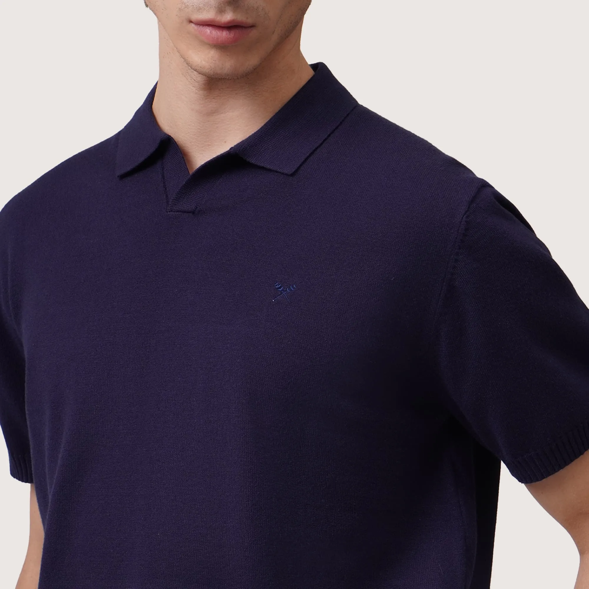Regatta- Regular Fit V-Placket Polo Shirt