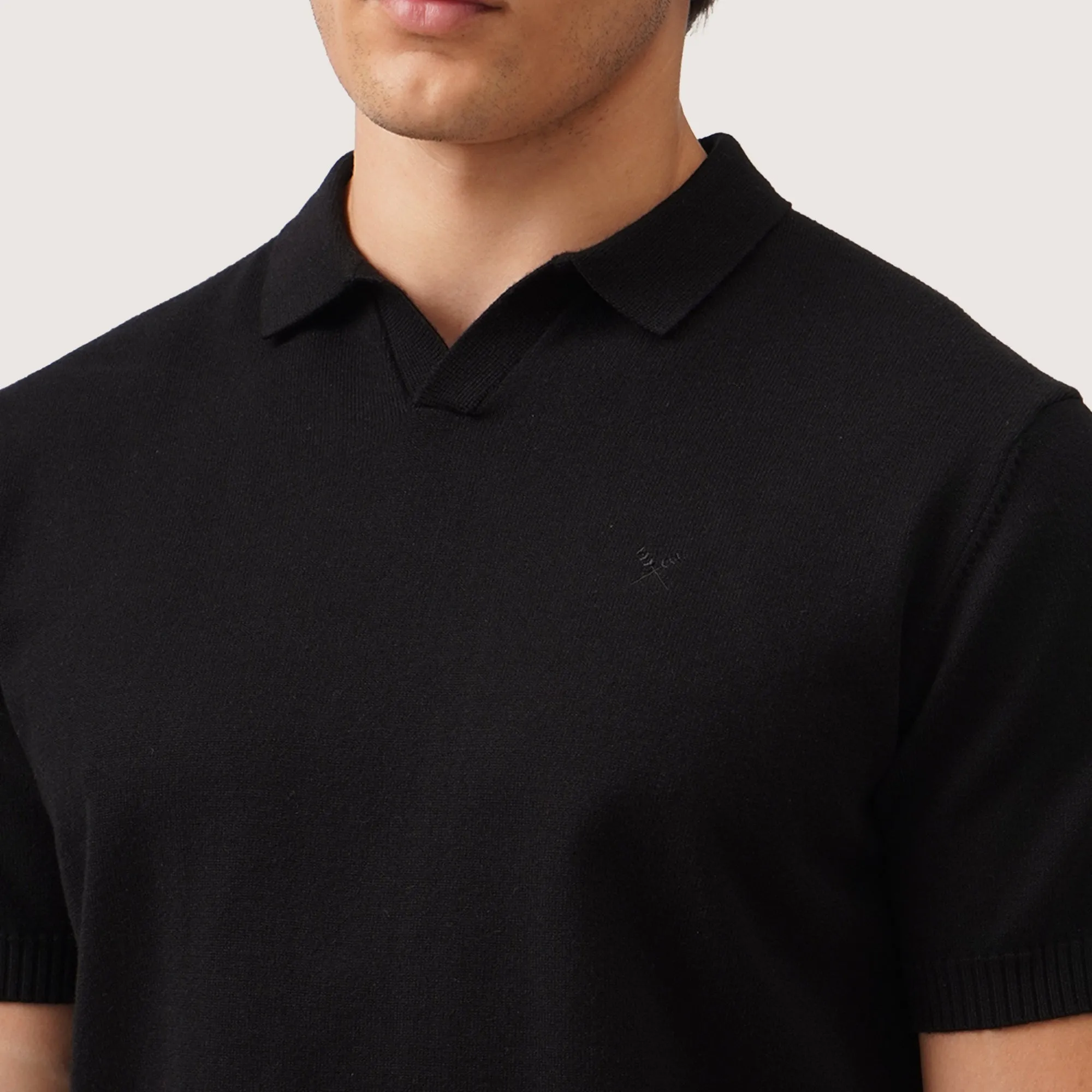 Regatta- Regular Fit V-Placket Polo Shirt