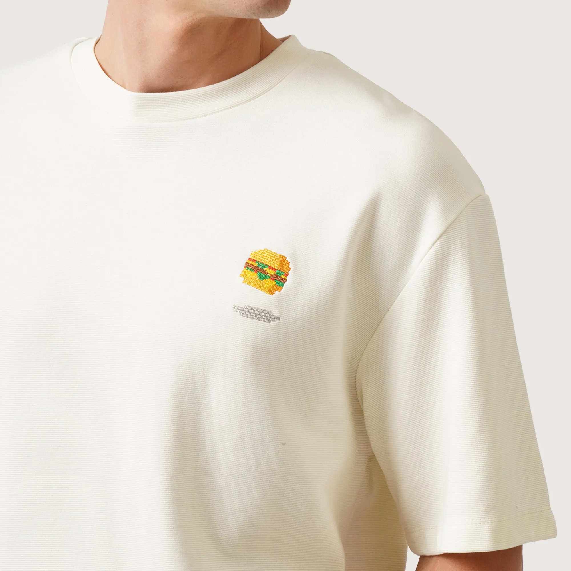 Regatta- Relaxed Fit Round Neck T-Shirt In Pique With Burger Embroidery