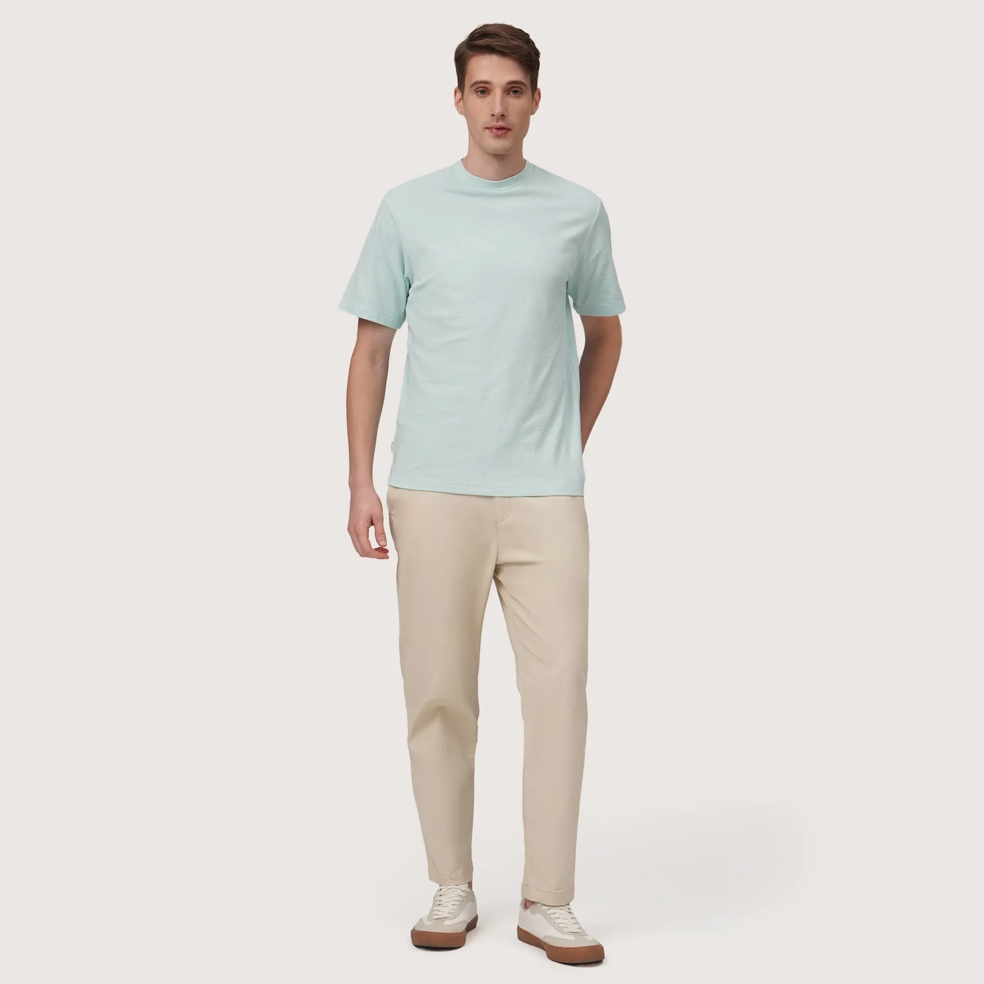 Regatta- Relaxed Fit Round Neck T-Shirt In Textured Fabric