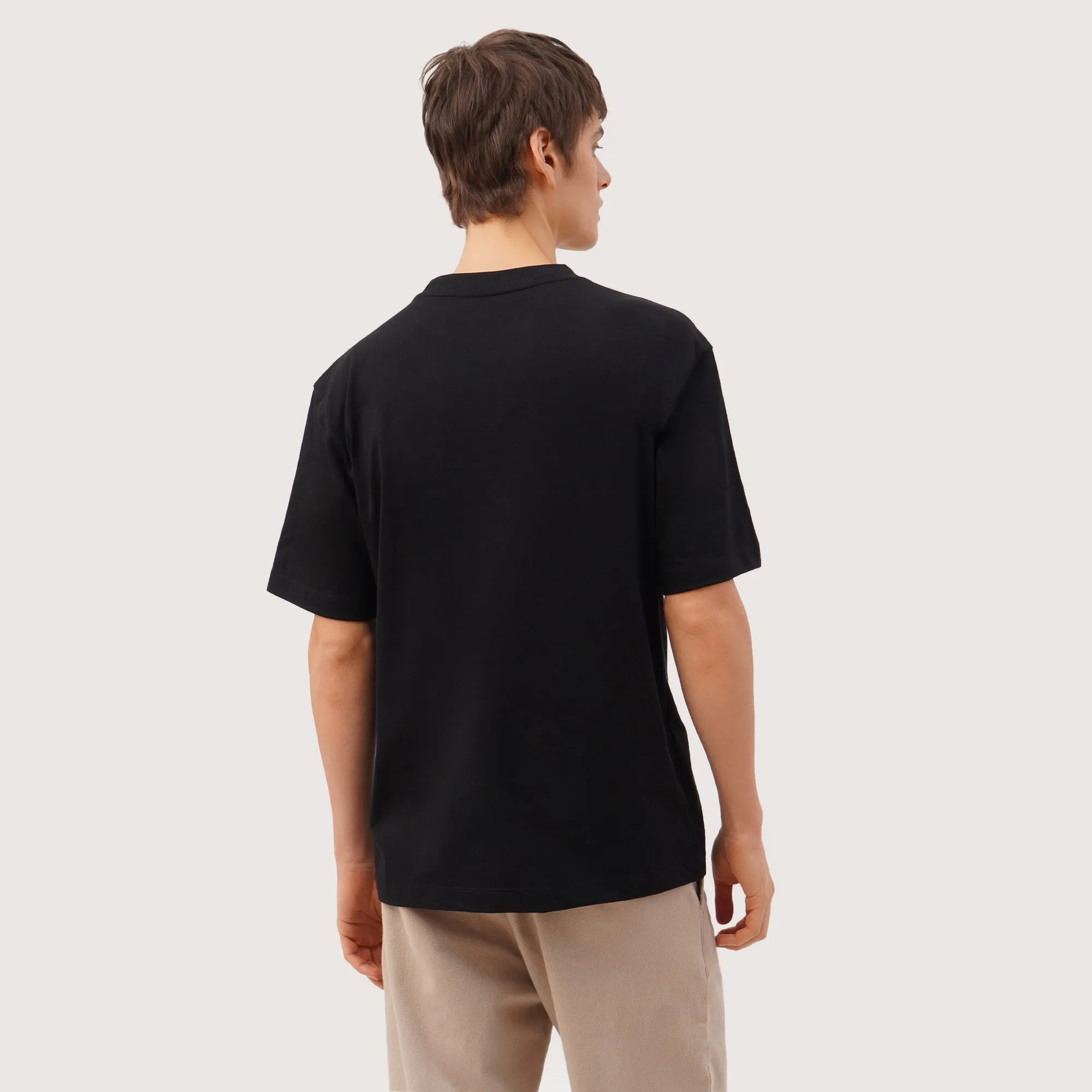Regatta- Relaxed Fit Round Neck T-Shirt With Debossed Graphic