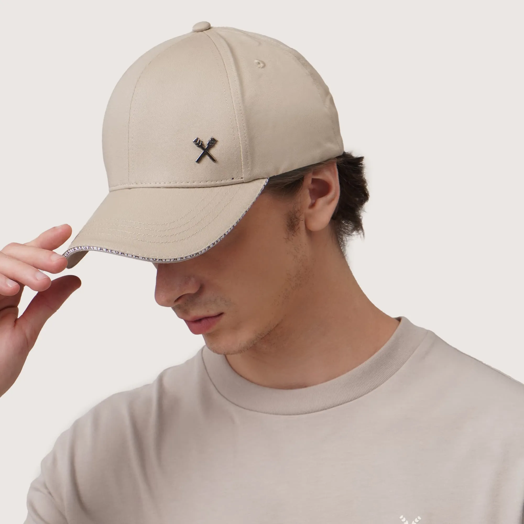 Regatta- Sandwich Bill Cap With Metal Oar