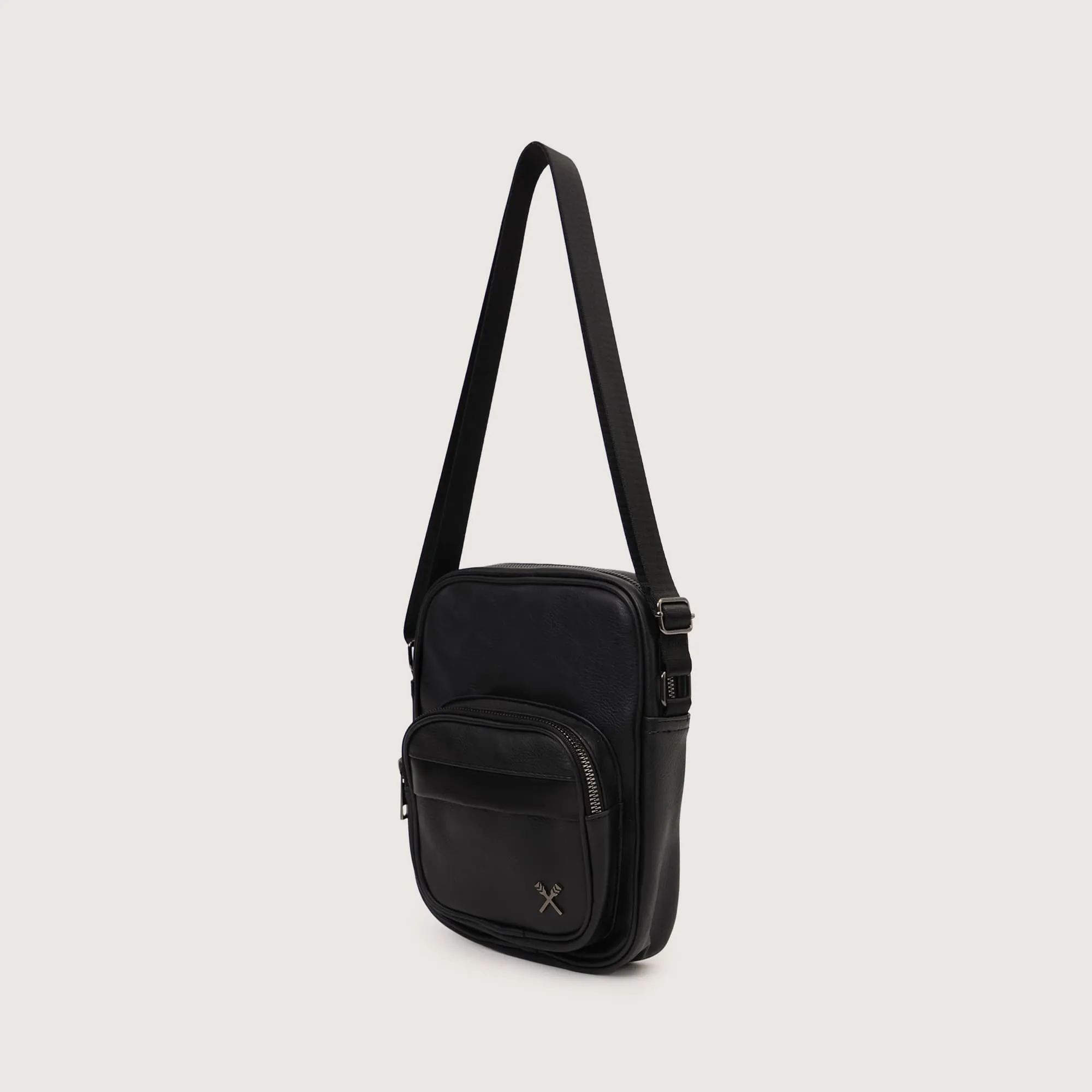 Regatta- Sling Bag With Front Compartment