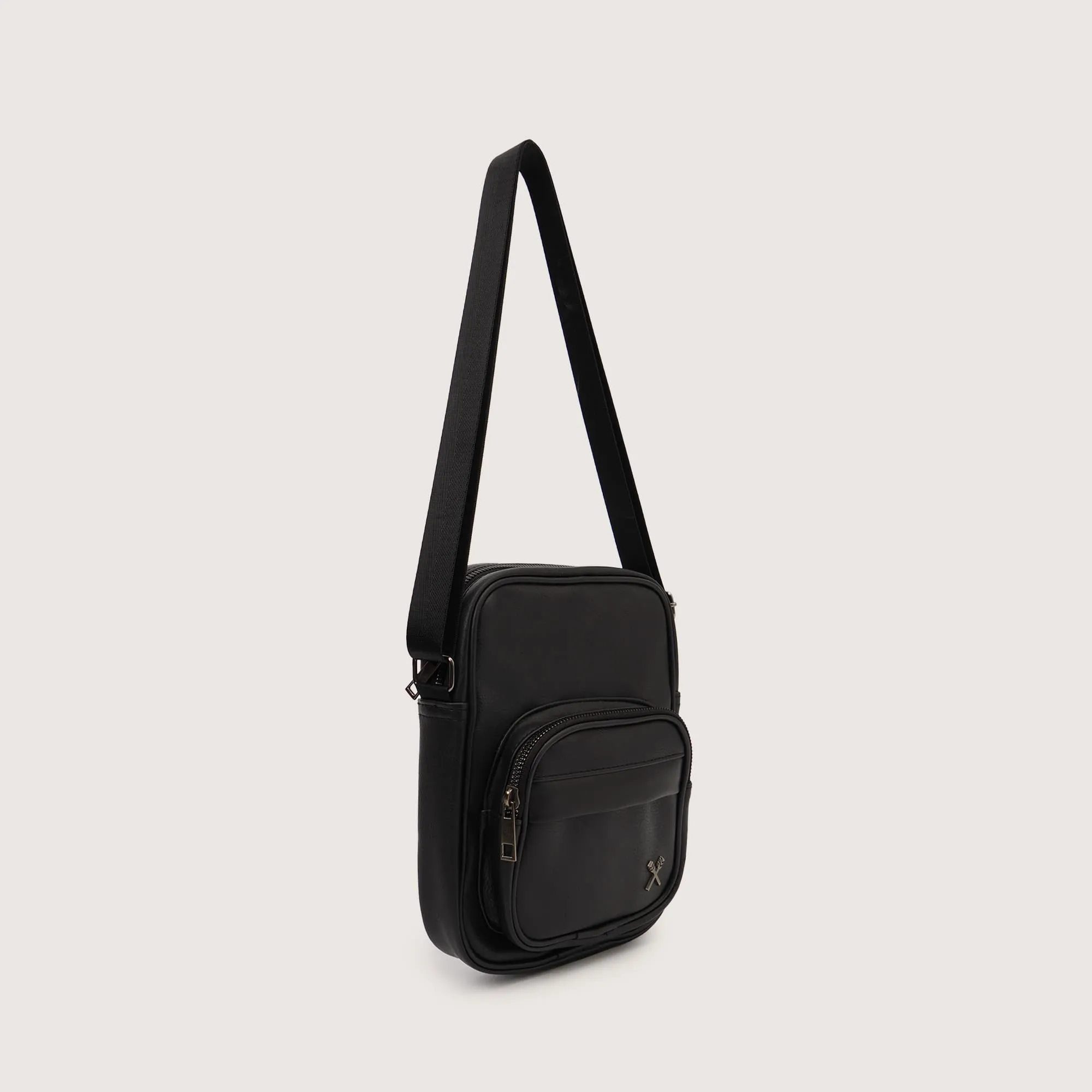 Regatta- Sling Bag With Front Compartment